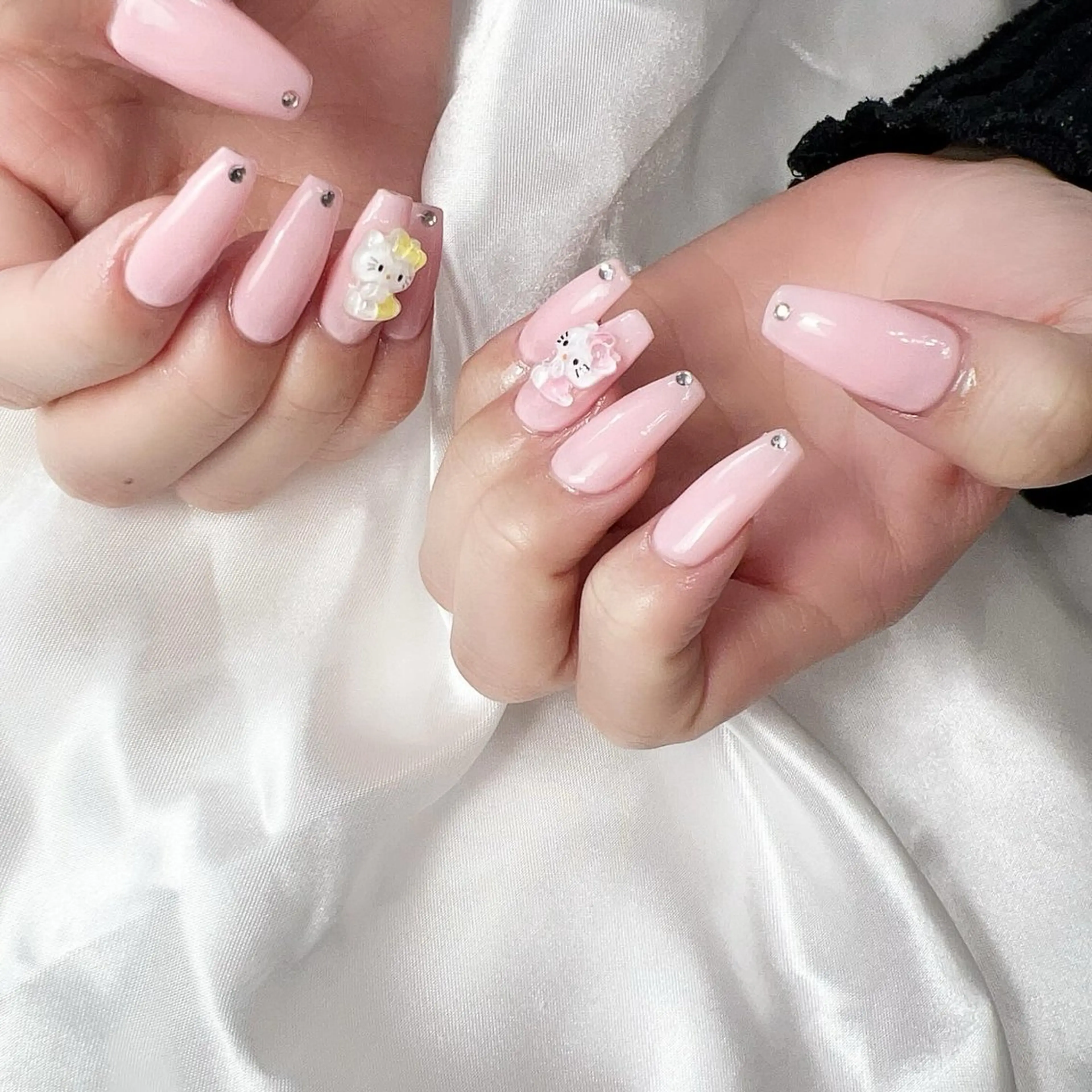 長さ出し10本ワンカラー ハードトップ込 甘皮ケア込 別途アートも可能の写真