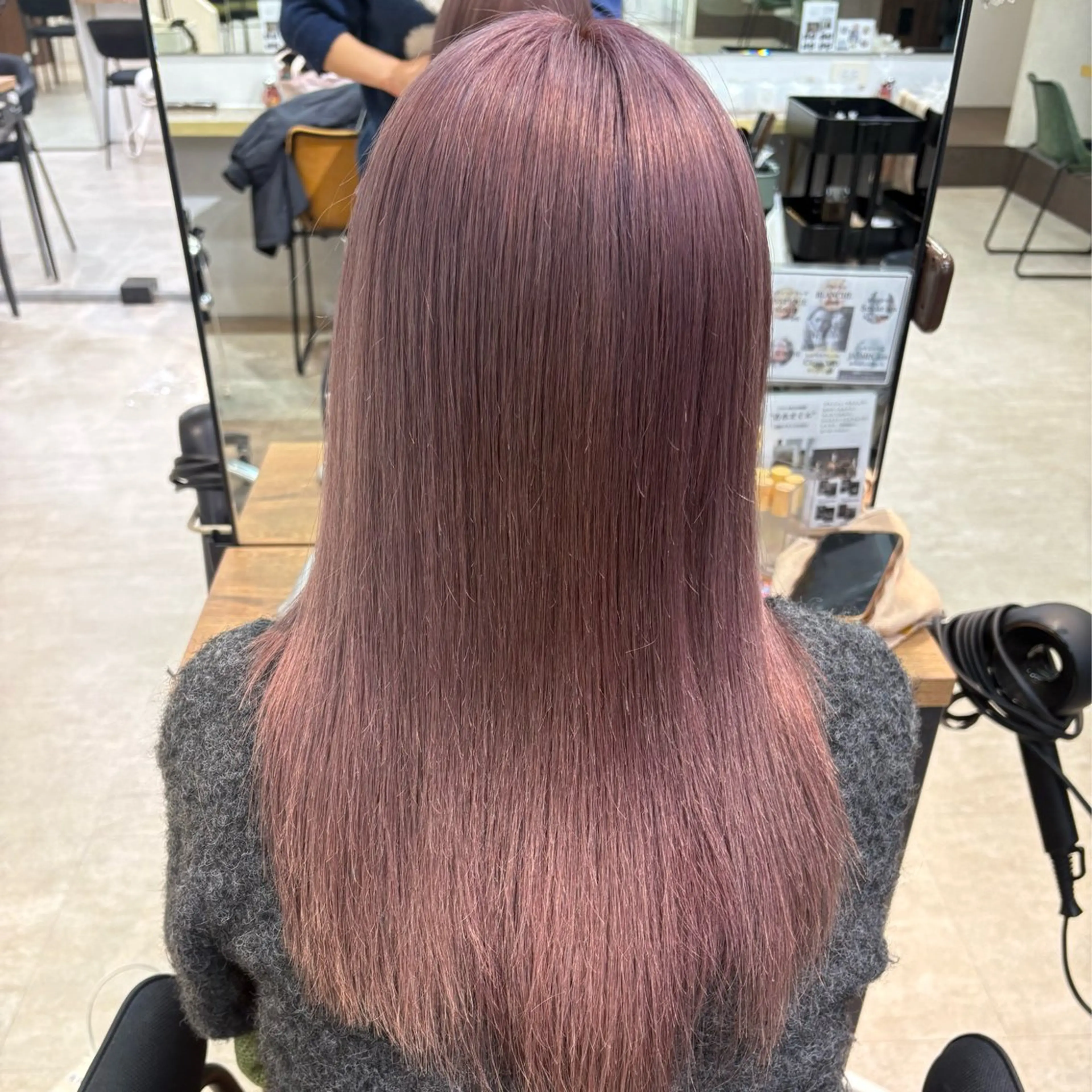 セミロング 🎀暖色カラー‪ ピンクカラー🌷みゆのヘアスタイル