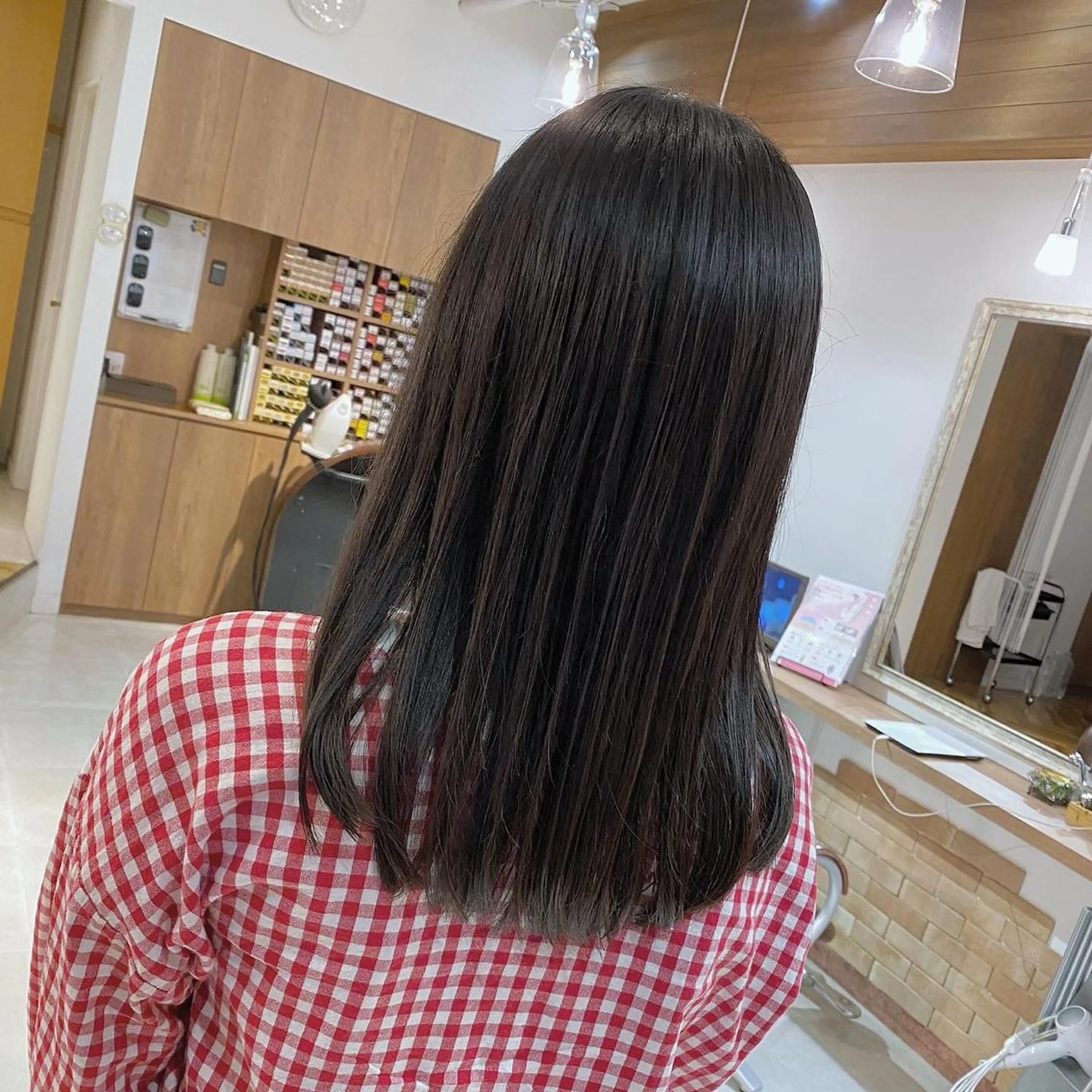 セミロング 髪質改善 SALOWIN 池袋Suite店所属・髪質改善特化 安東駿介のヘアスタイル