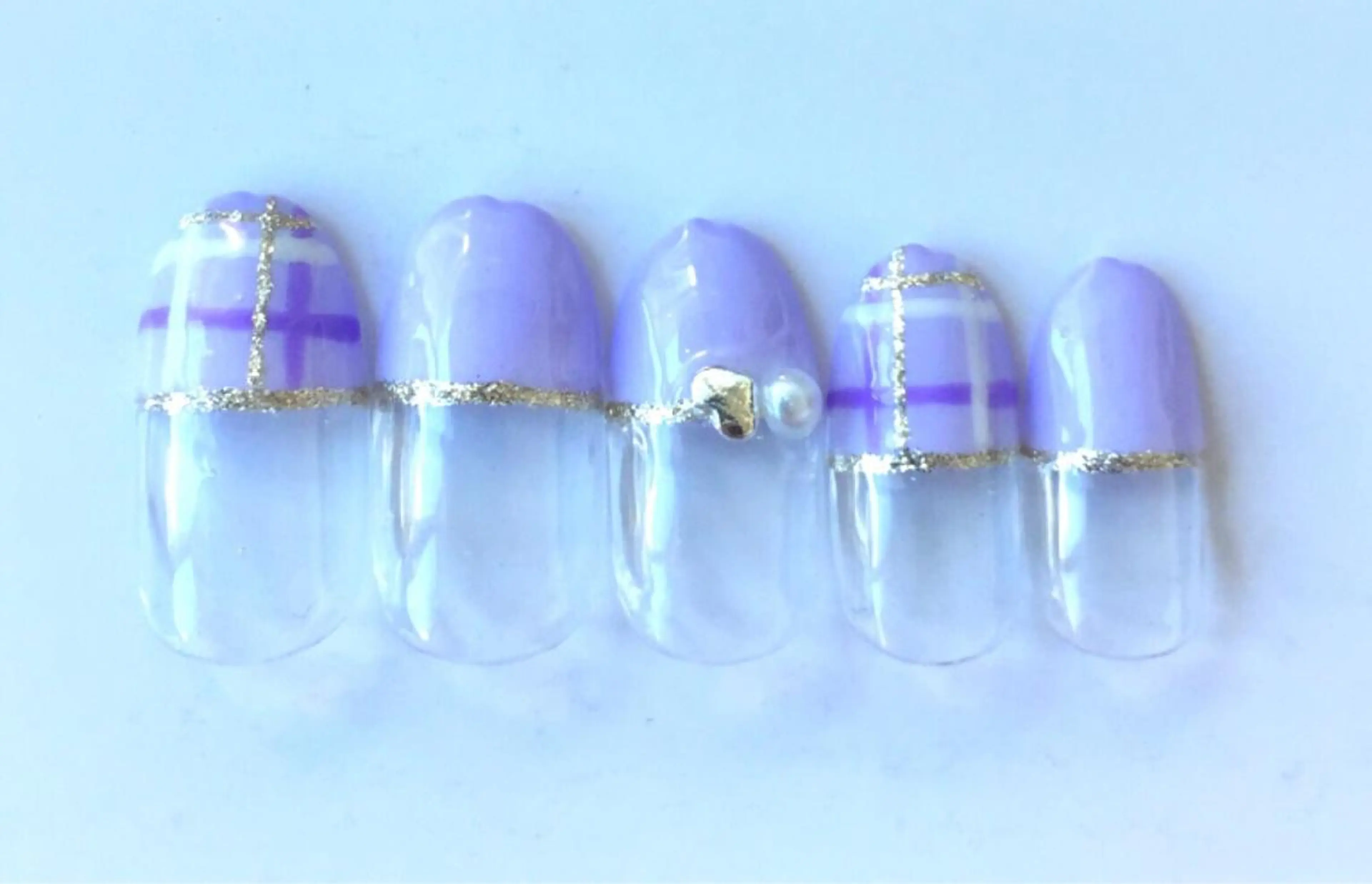 ネイル 💗🪽Tiary Nail🪽💗のネイルデザイン