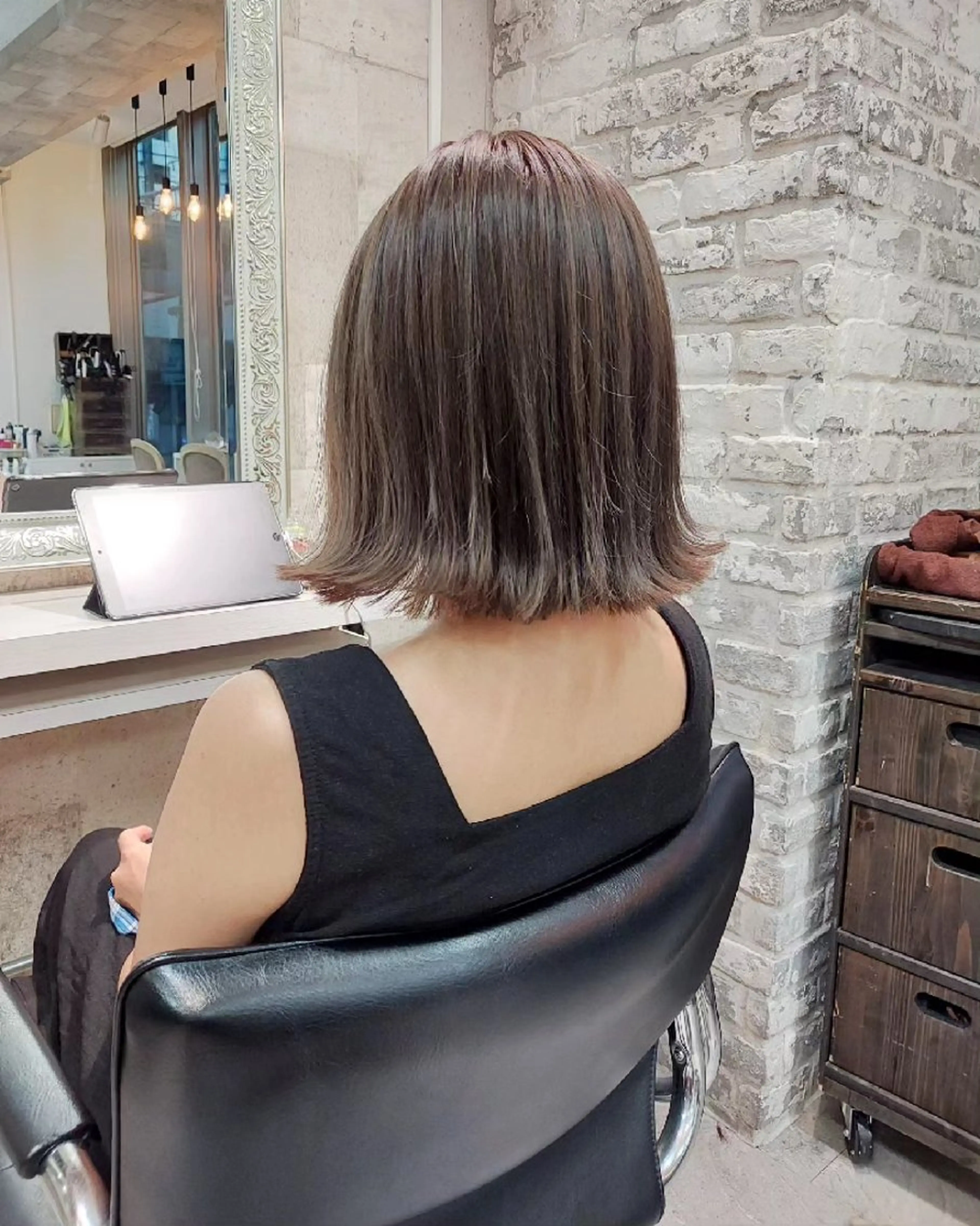 ミディアム カラー ベージュカラー ミルクティーベージュ ヘアカラー トリートメント grow上野御徒町【グロウ】所属・ブリーチ・ハイトーン 特化🎉内山のヘアスタイル