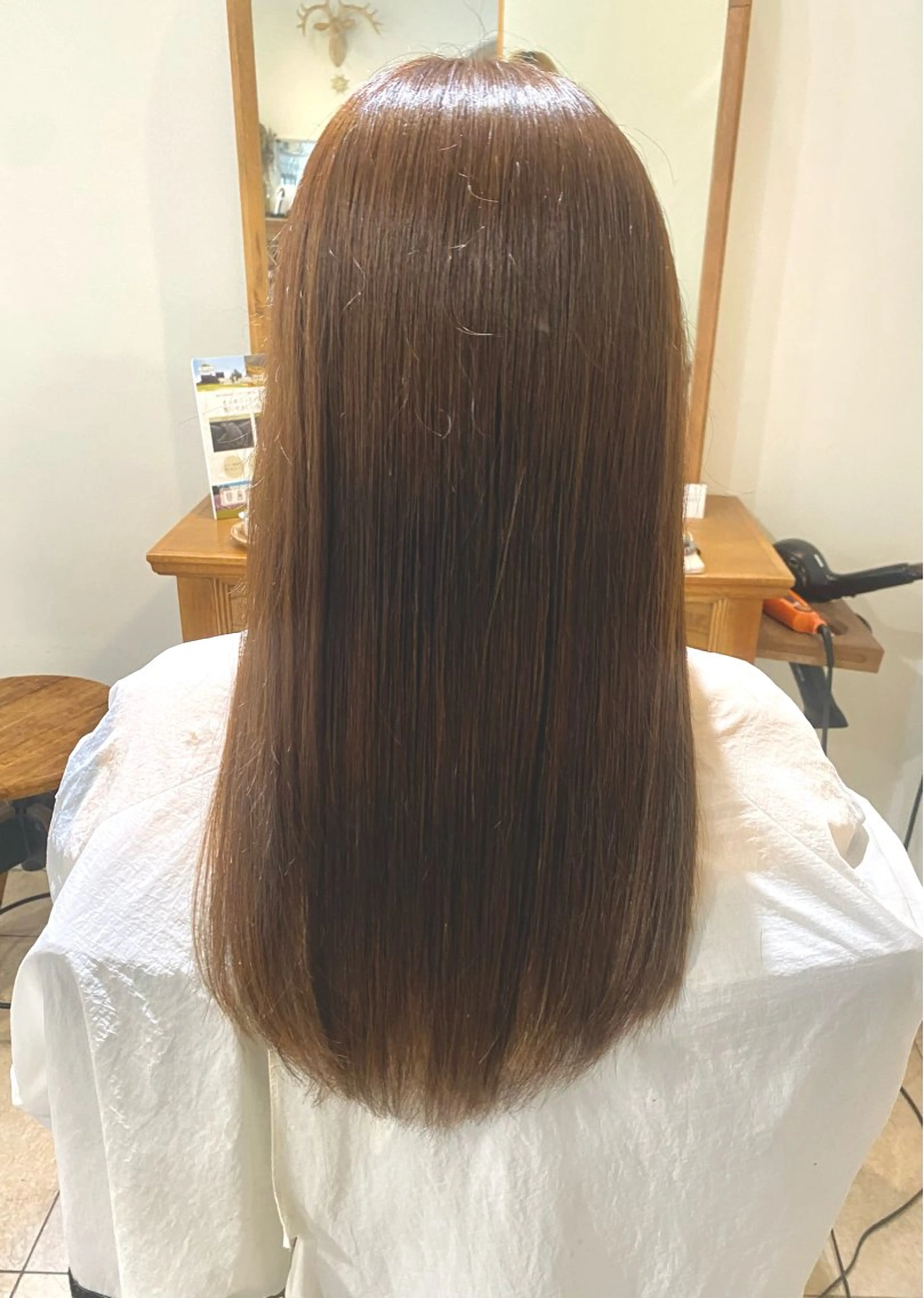 ロング ロングレイヤー レイヤーカット ロング カット ヘアカラー LiC えりのヘアスタイル