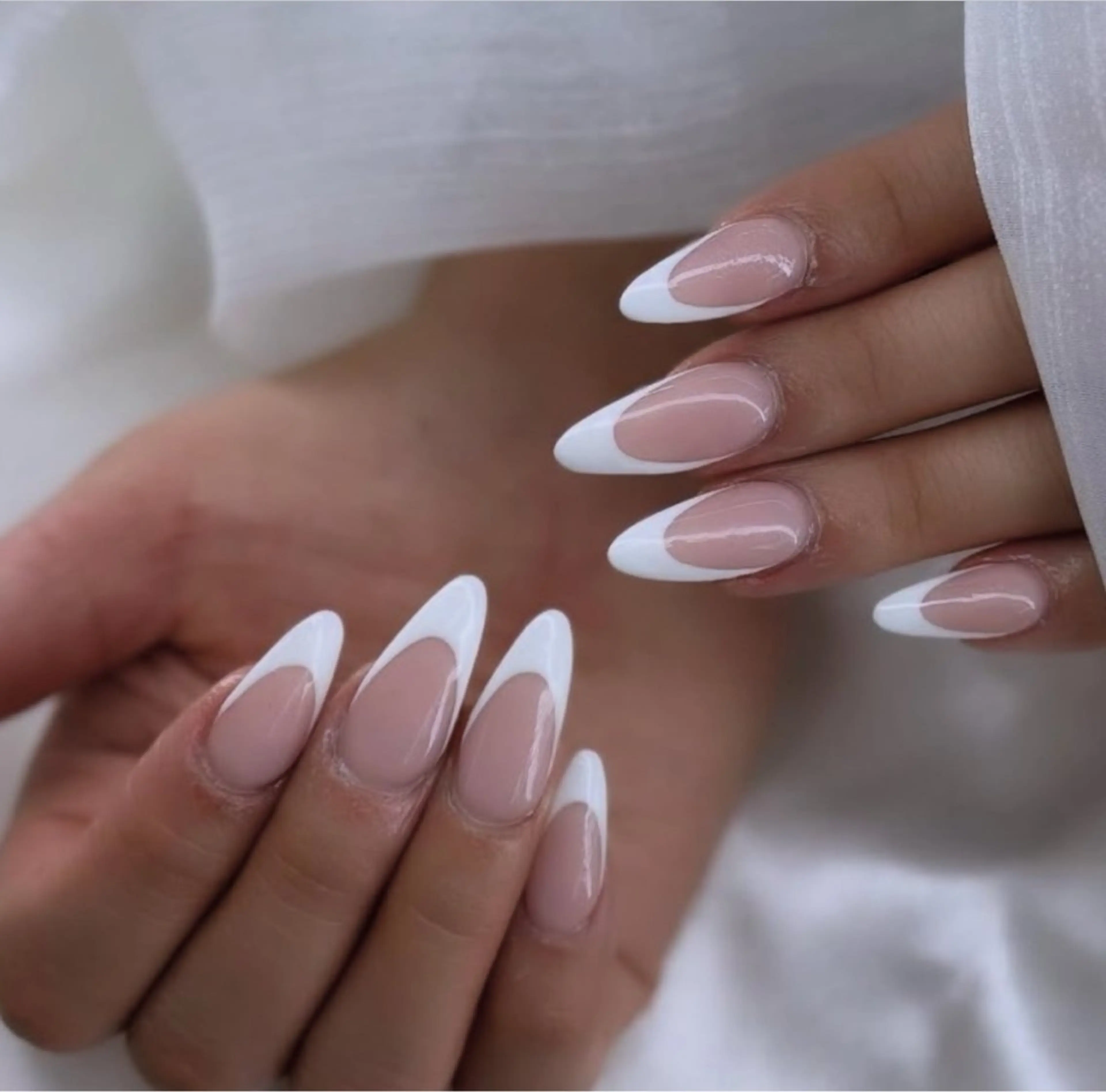 ネイル アートネイル ジェルネイル キラキラネイル ミラーネイル ニュアンスネイル ハンドネイル Ryu Nail Studio所属・Ryu Nail 新大久保のネイルデザイン