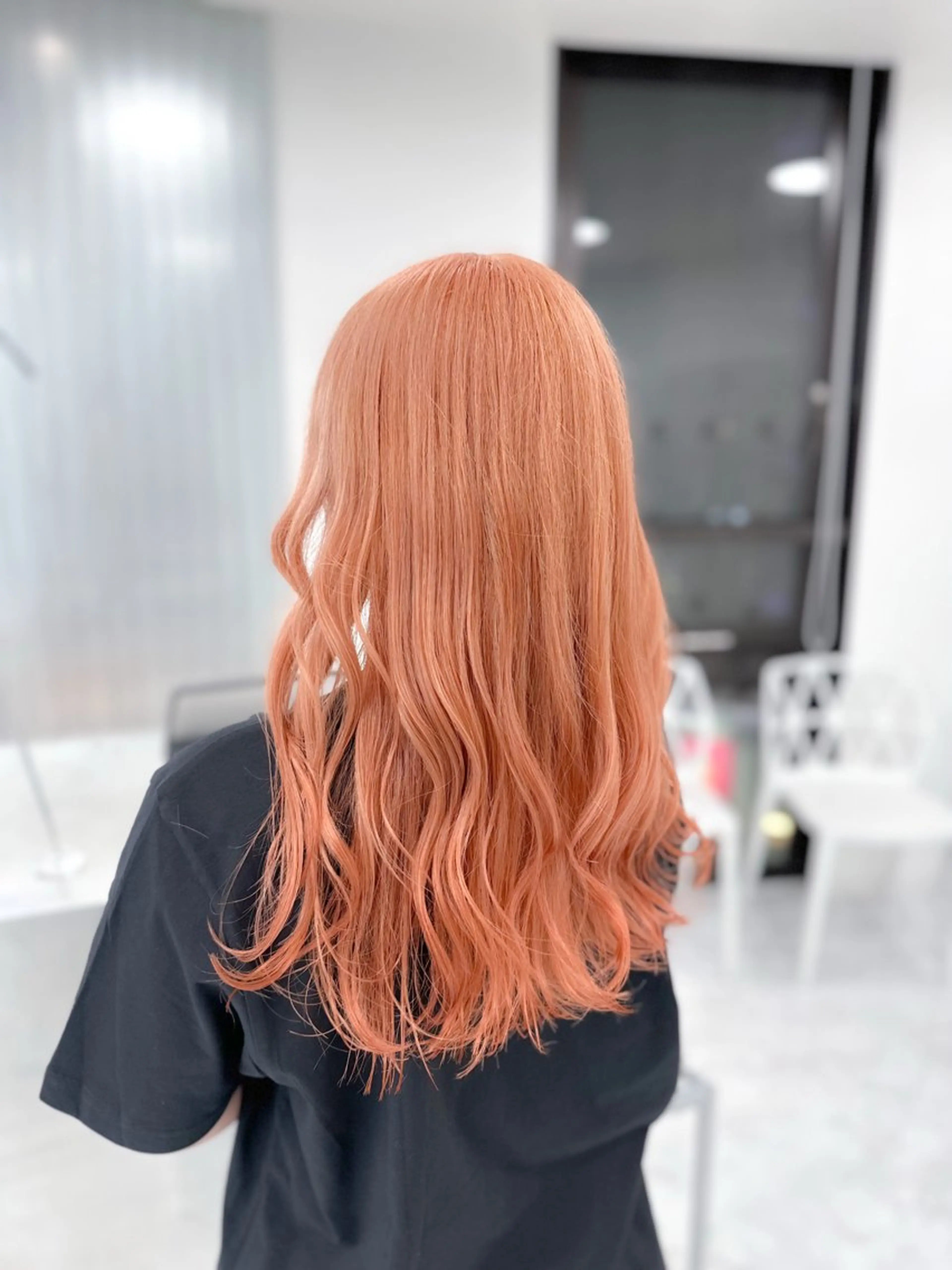 セミロング 🌛ハイトーン/ ブロンド🩶MANAのヘアスタイル