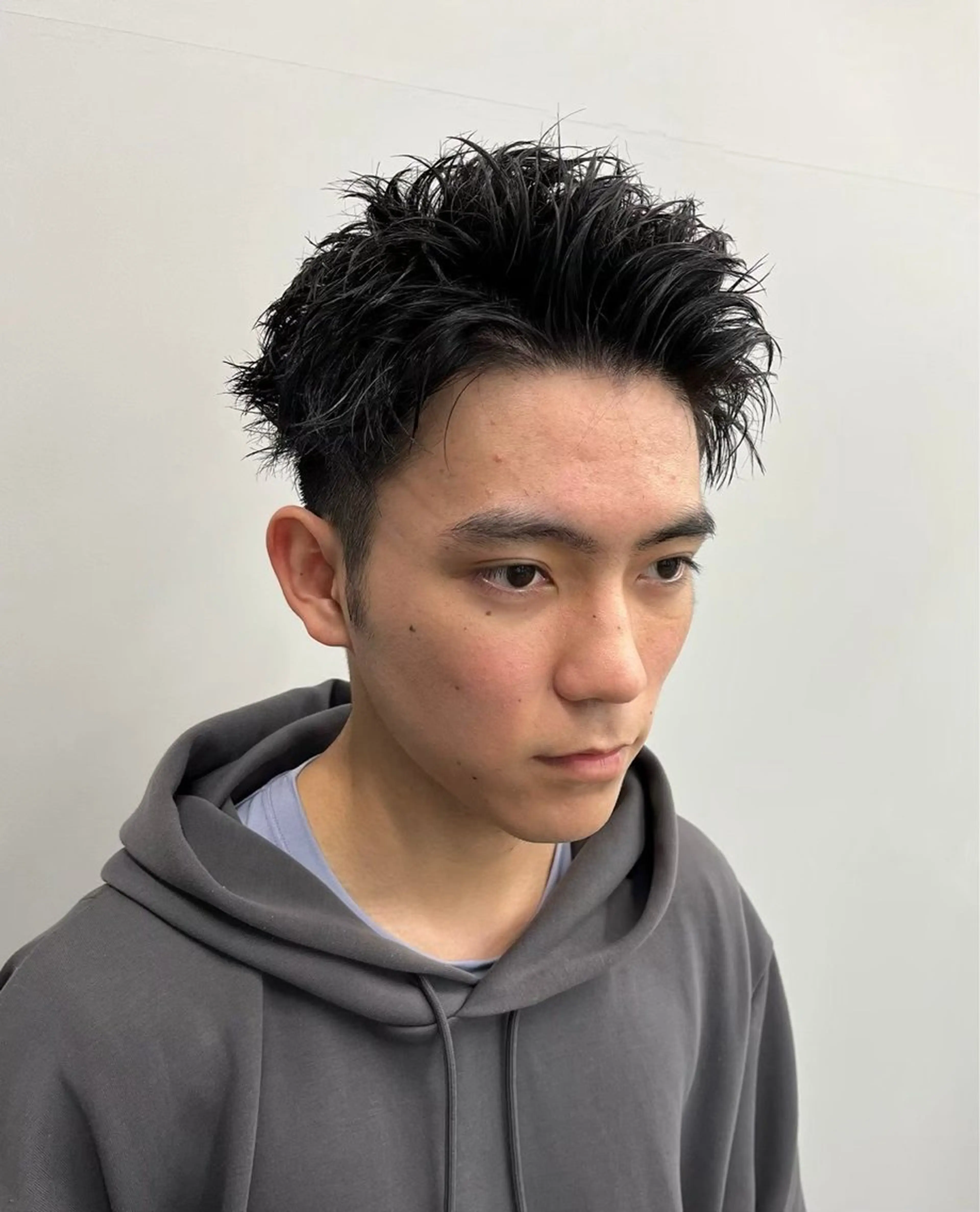 ショート メンズ アップバング 刈り上げ 坂本響 メンズカット/パーマのヘアスタイル