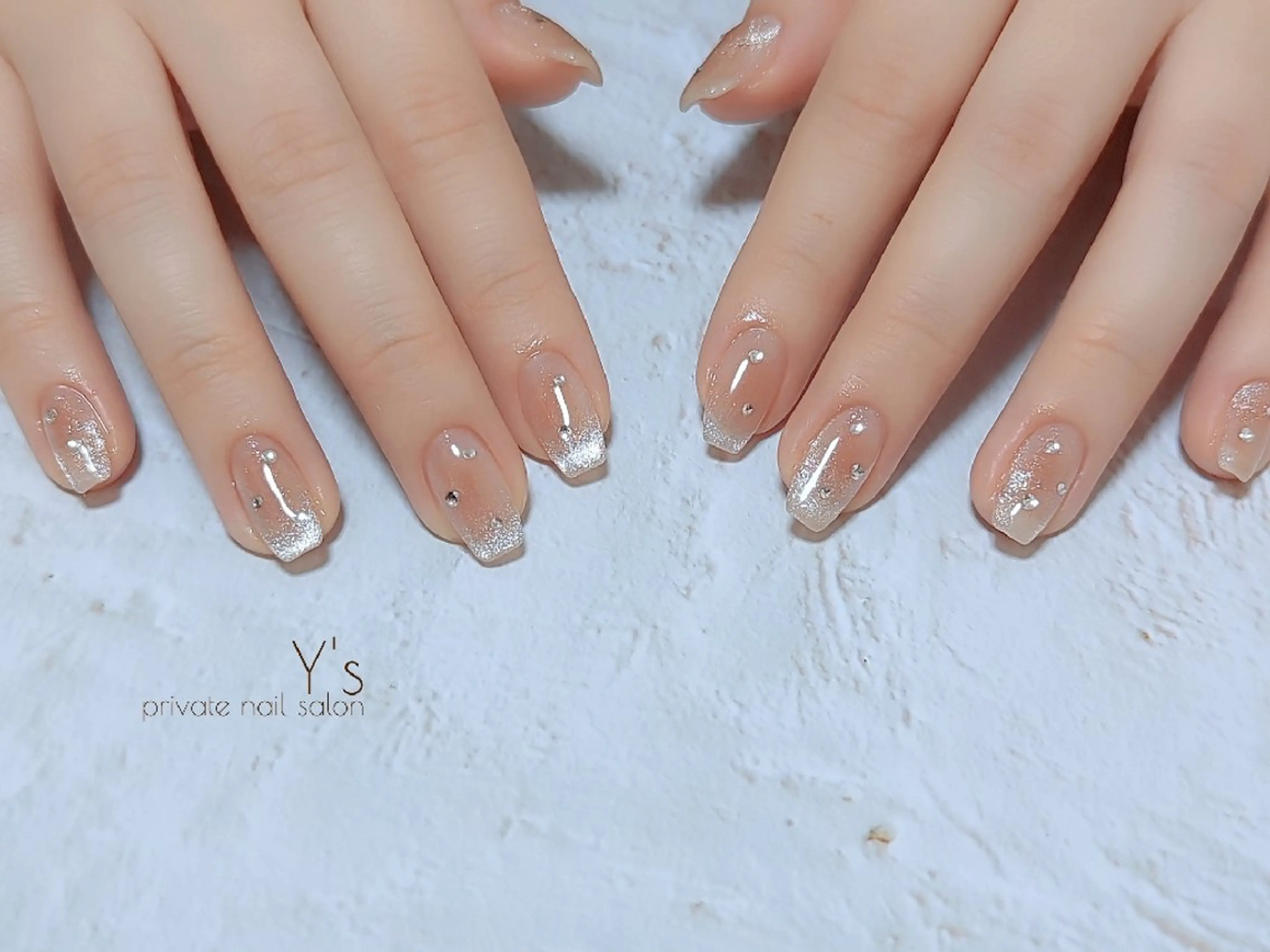 ネイル YUMI NAGAI  のネイルデザイン