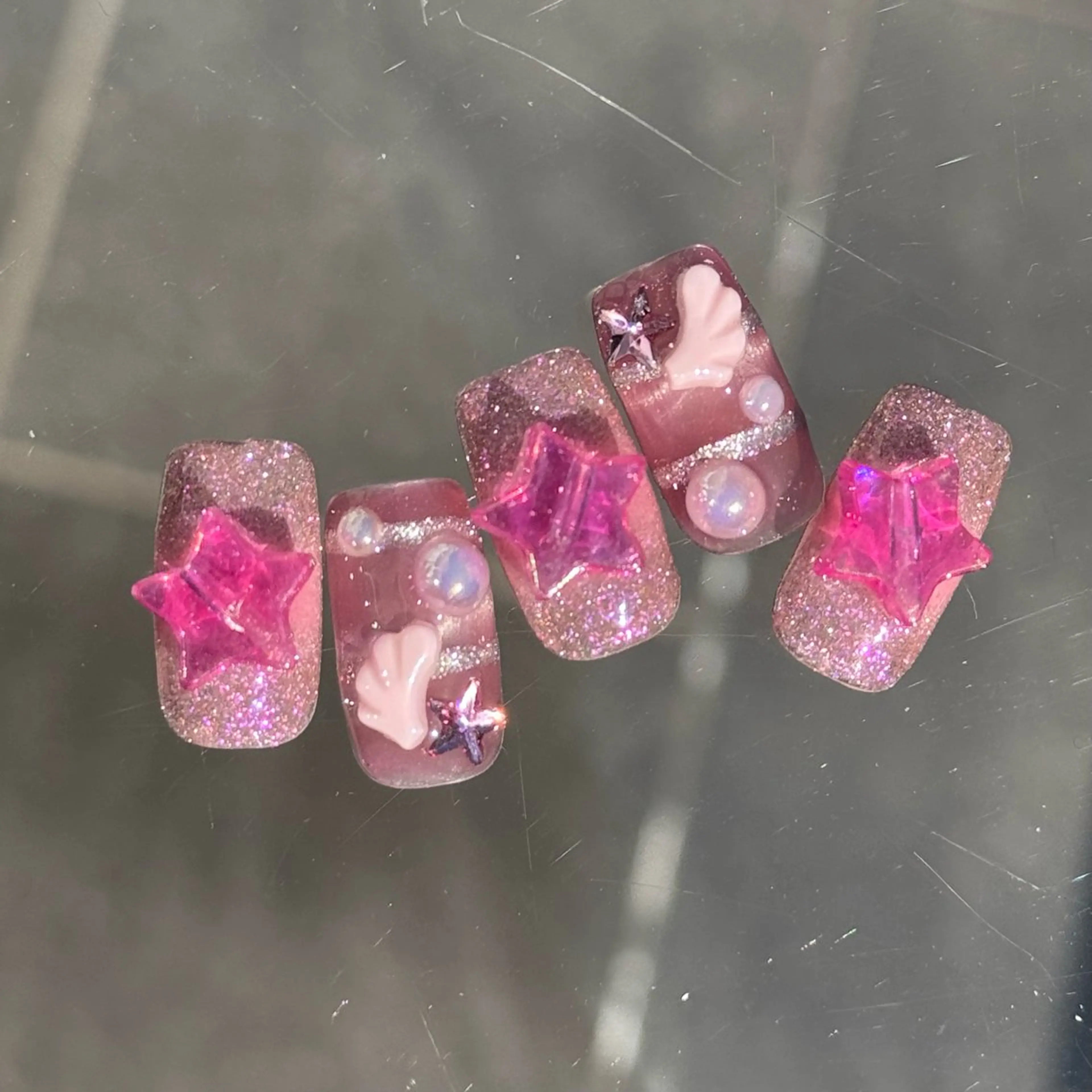 ネイル Pins16所属・🫧HI-KO 🫧のネイルデザイン