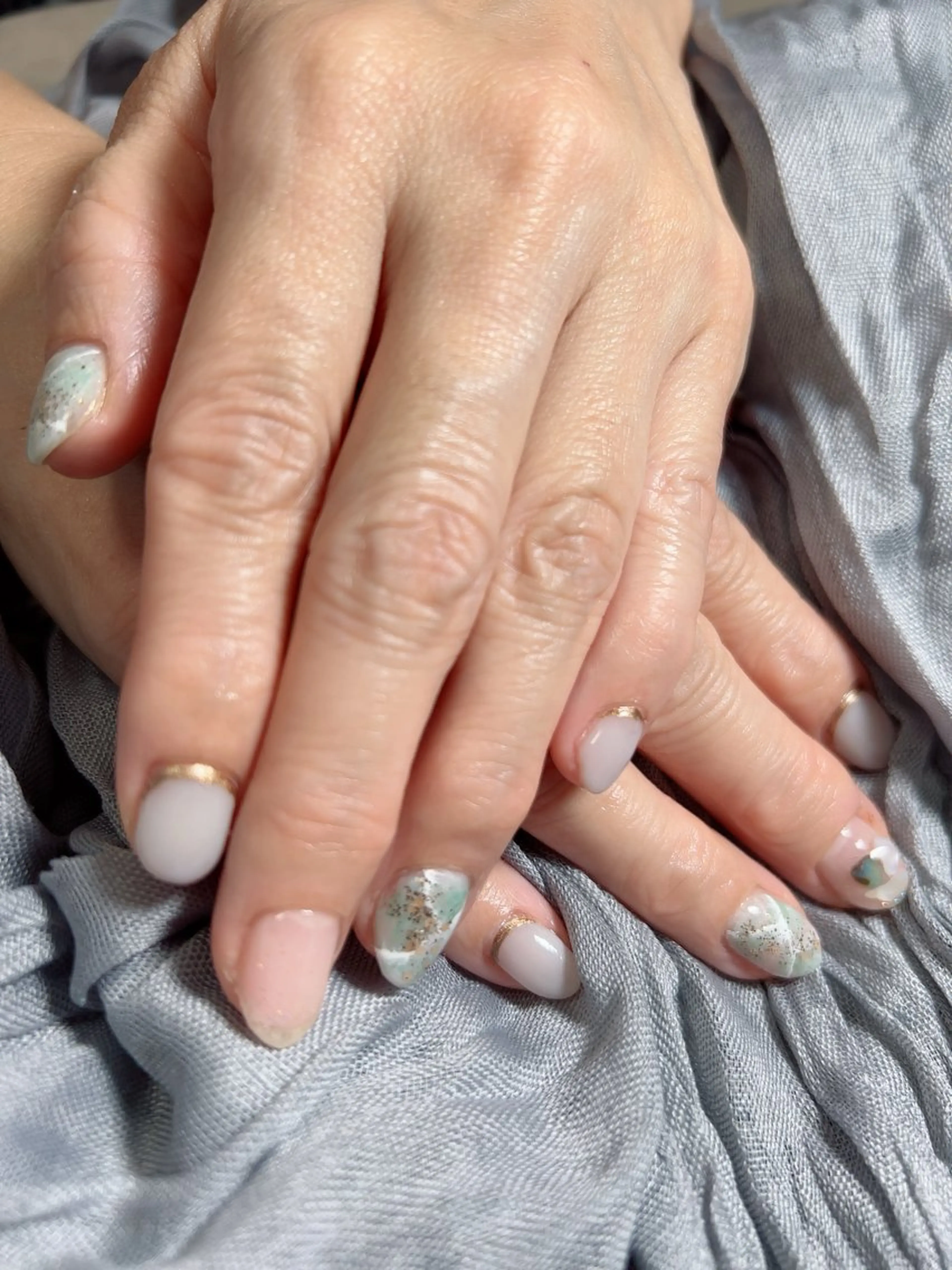 ネイル ハンドネイル nail studio Ulu所属・漆崎 茜のネイルデザイン