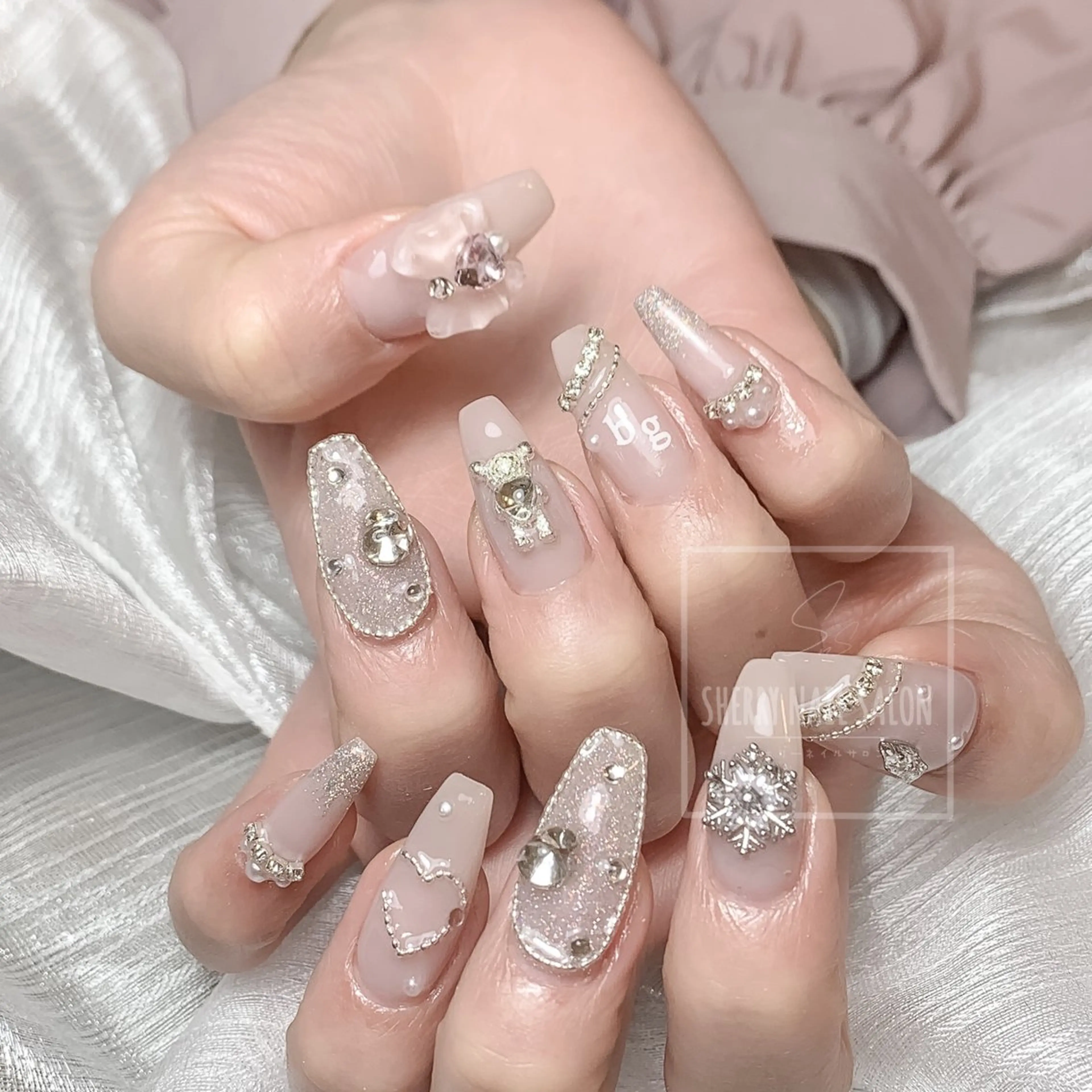 ネイル チークネイル 長さ出し フレンチネイル ジェルネイル グラデーション moe自宅ネイルサロン所属・萌 自宅ネイルサロンのネイルデザイン