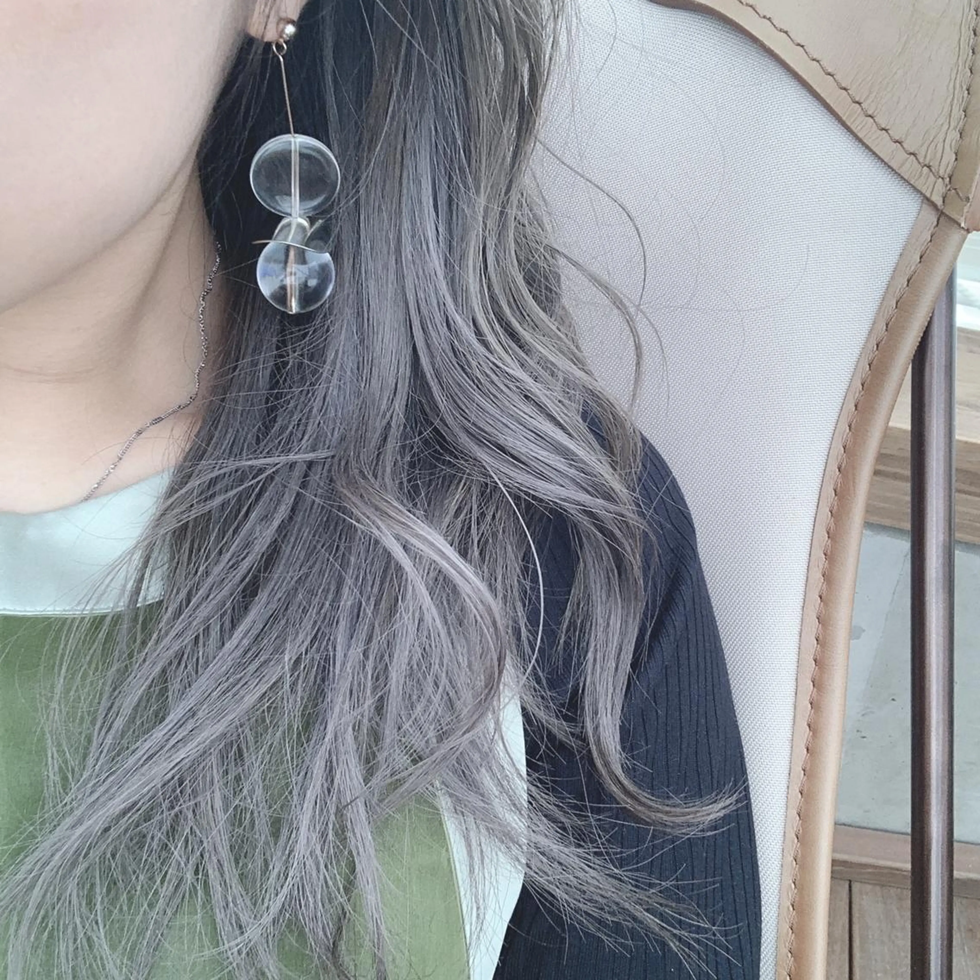 カラー 嶋村夏実🌼レイヤー 🌸白髪ぼかしのヘアスタイル