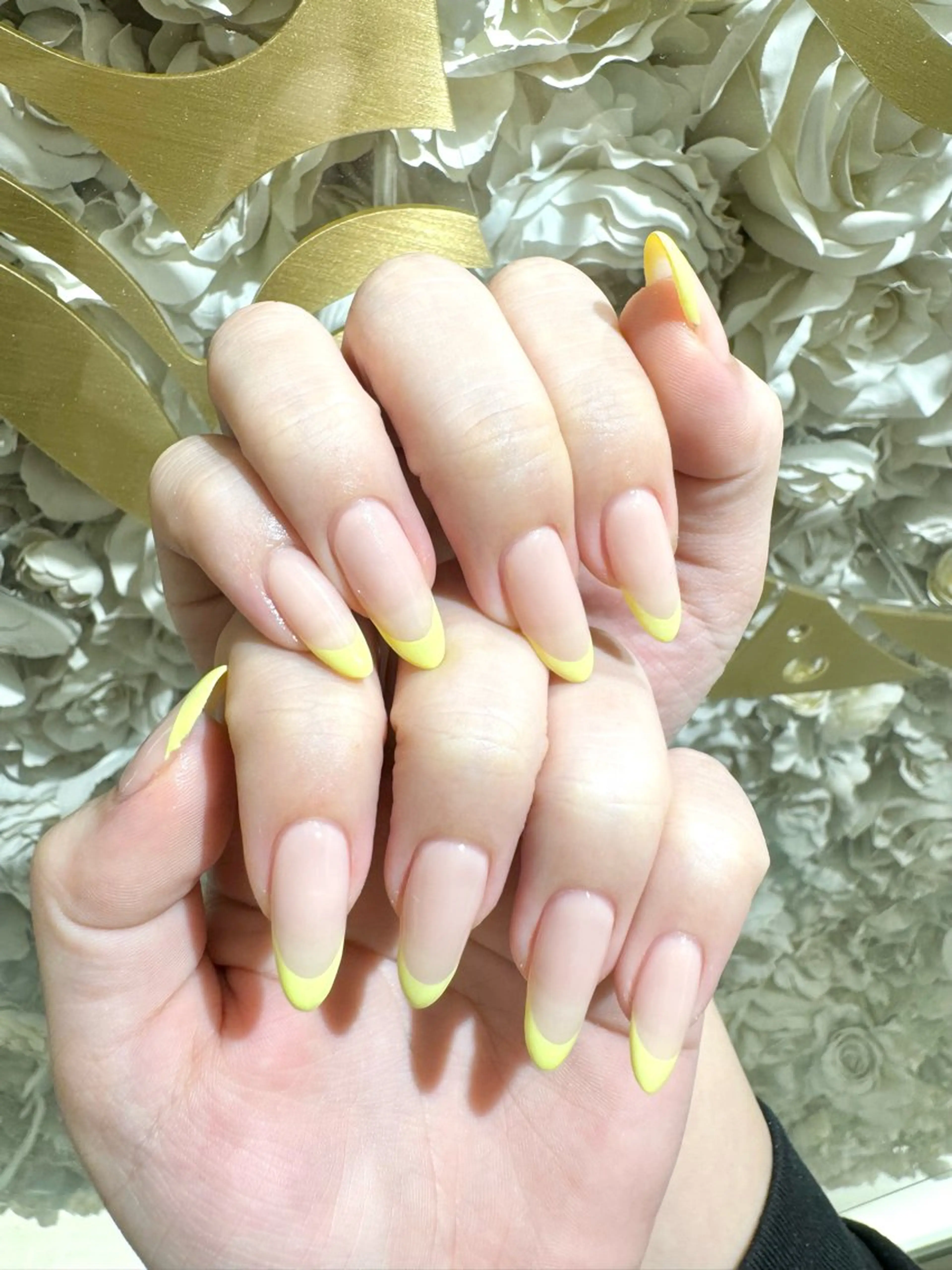 ネイル フレンチネイル 黄色 La Luna アヤカのネイルデザイン