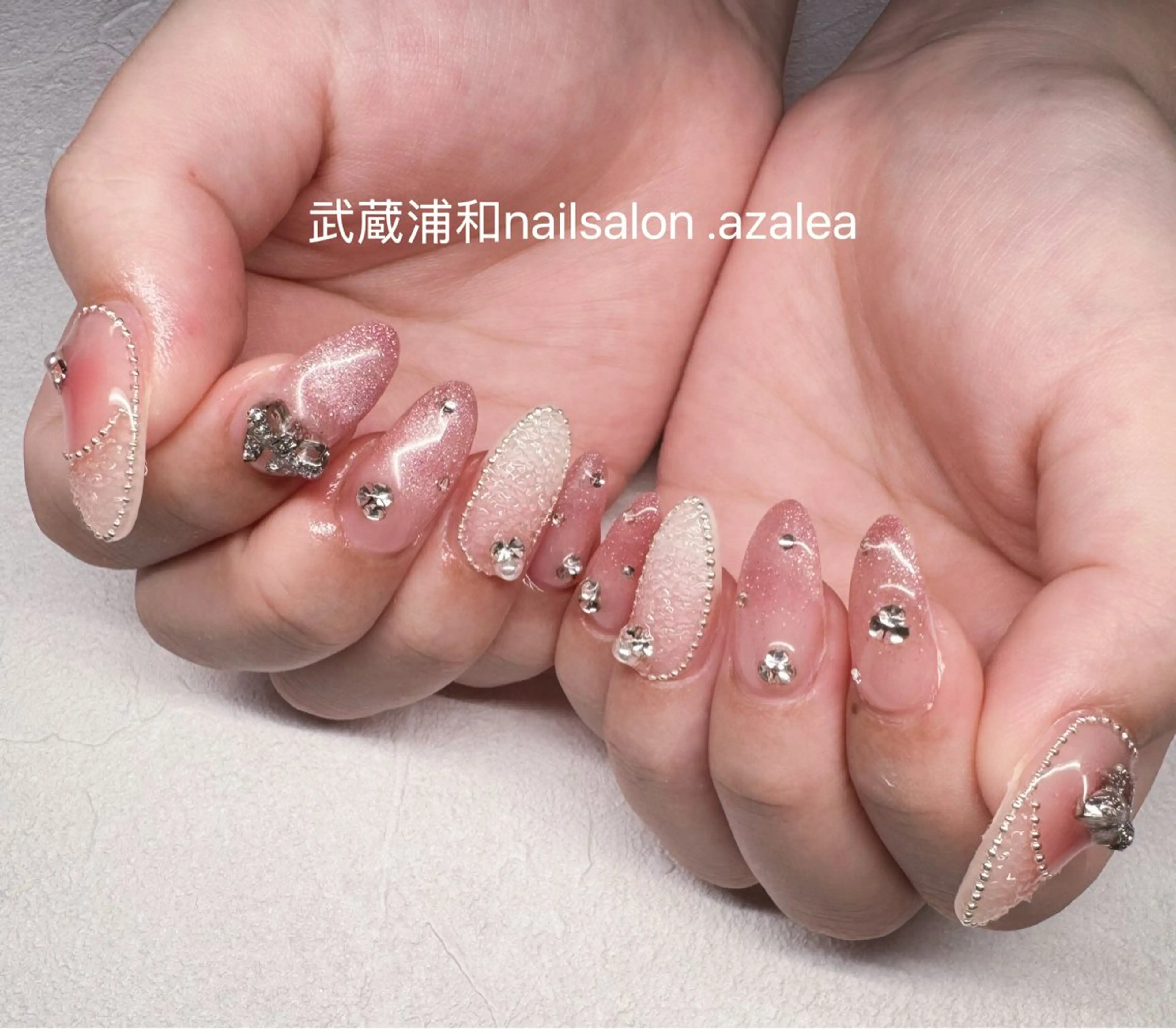 ネイル ハンドネイル R inのネイルデザイン