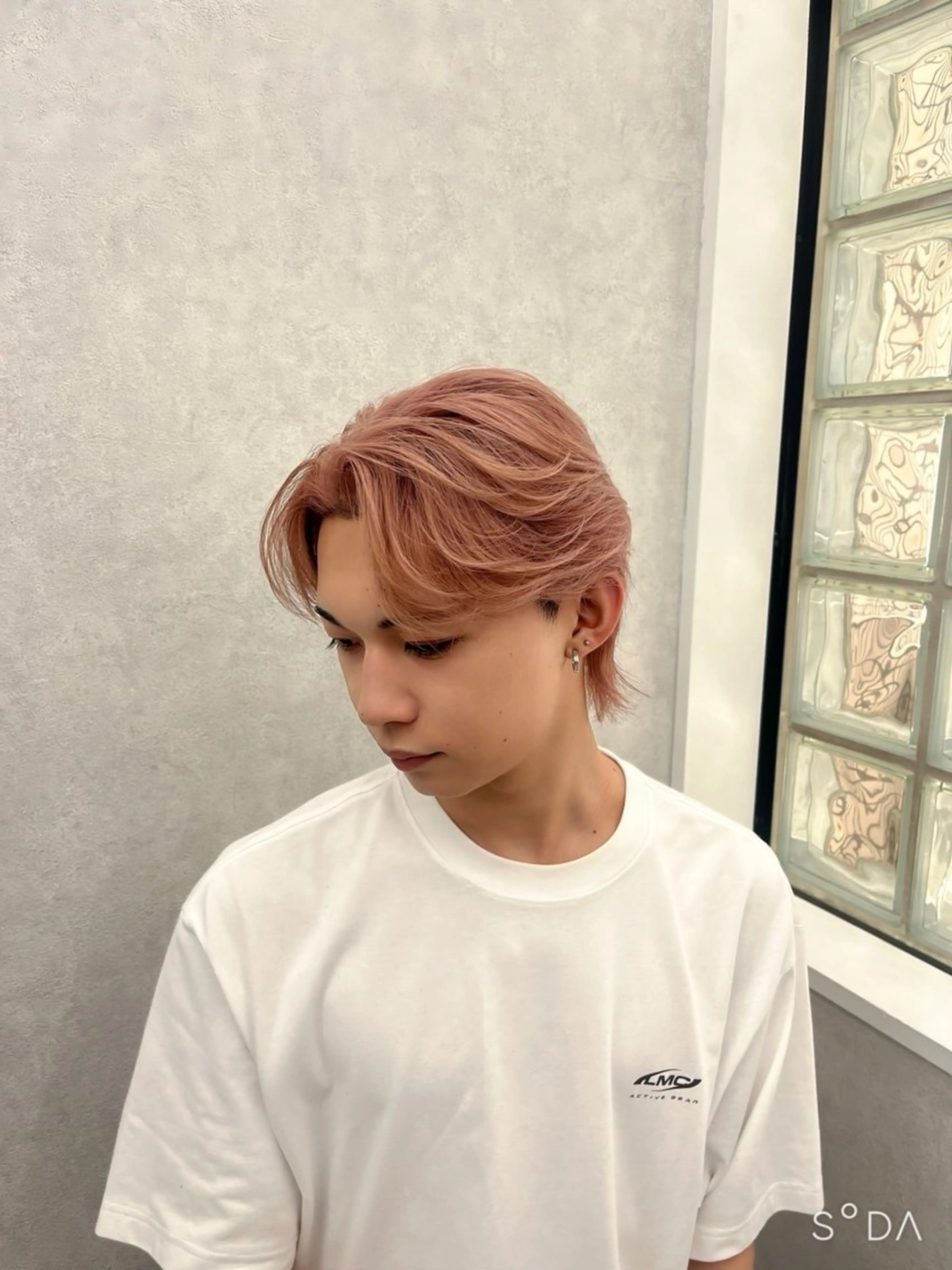 カラー ヘアアレンジ メンズ センターパート メンズ韓国風 齊藤 大地のヘアスタイル