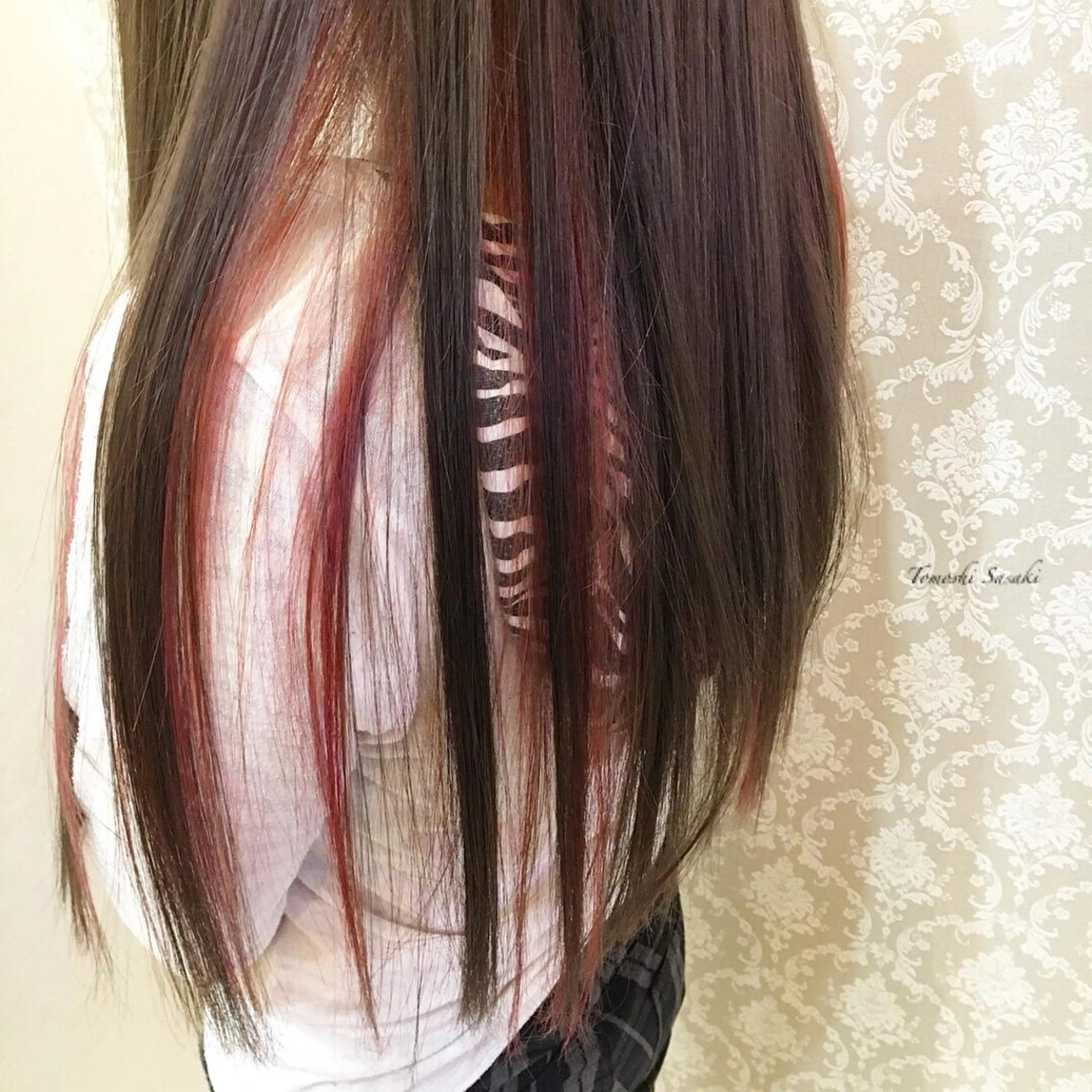 カラー ブルーカラー ブルージュ インナーカラー ピンクカラー ササキ トモシのヘアスタイル