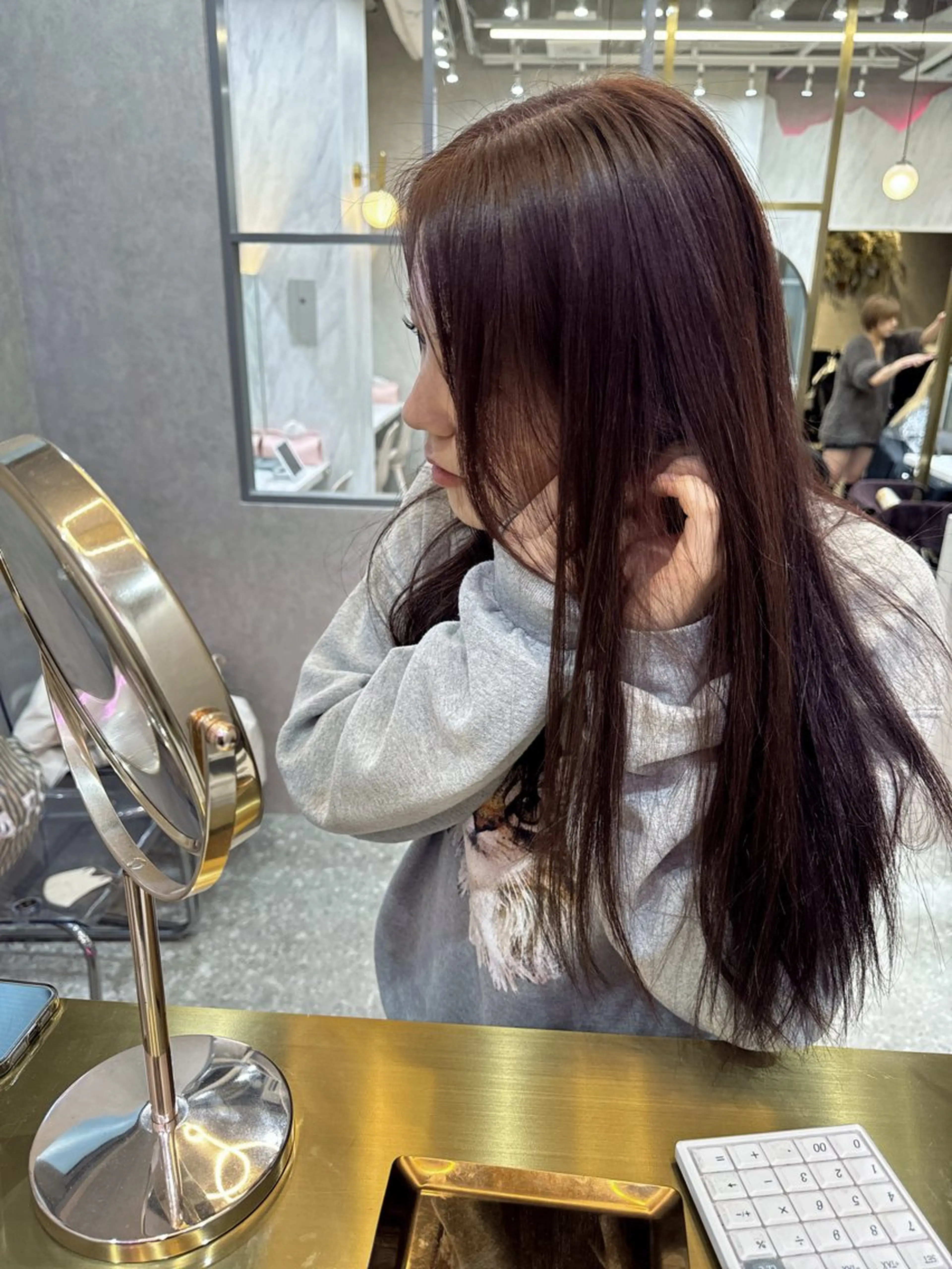 ロング karin ボブハイトーンのヘアスタイル