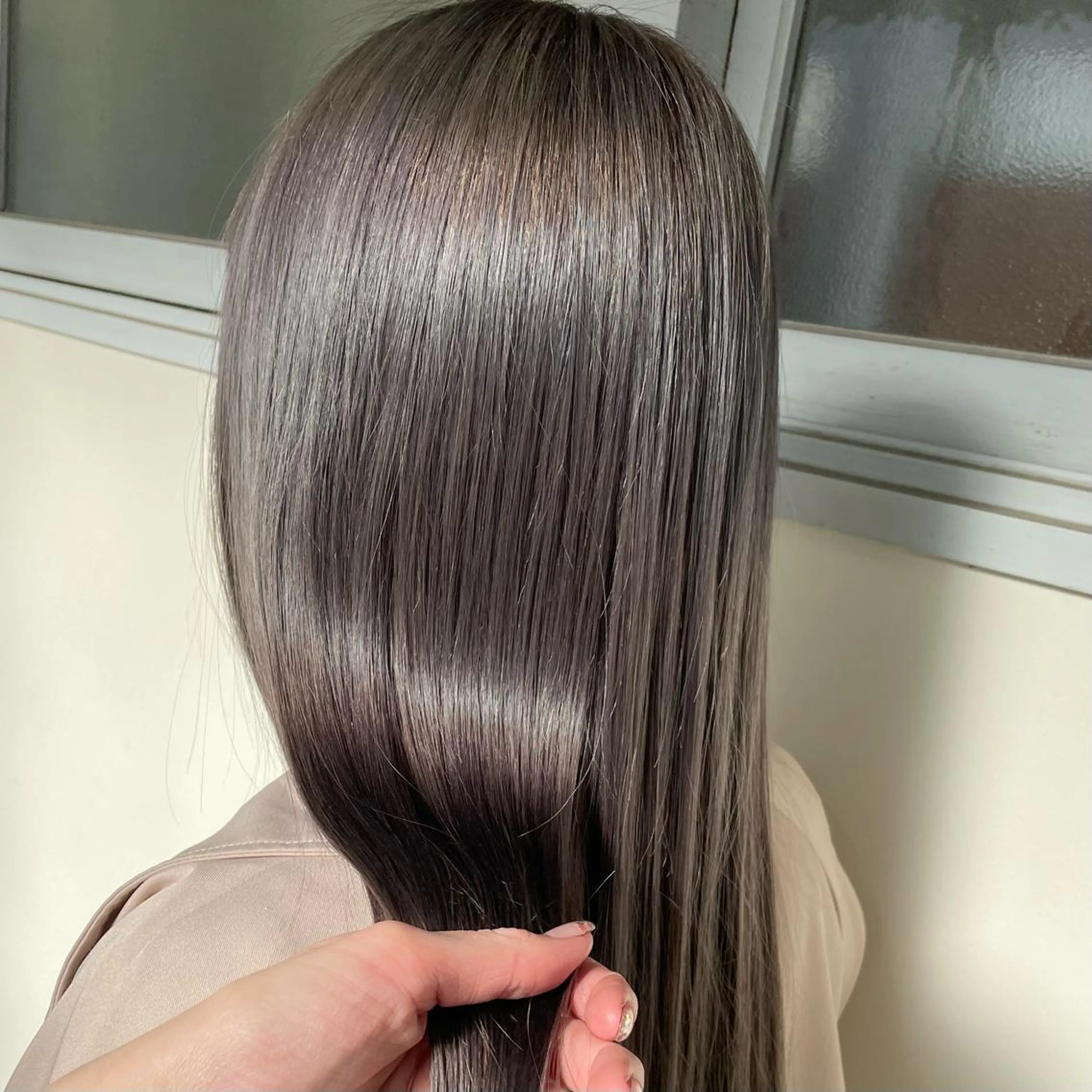 セミロング カラー ヘアアレンジ maoブリーチ無し 似合わせカラーのヘアスタイル