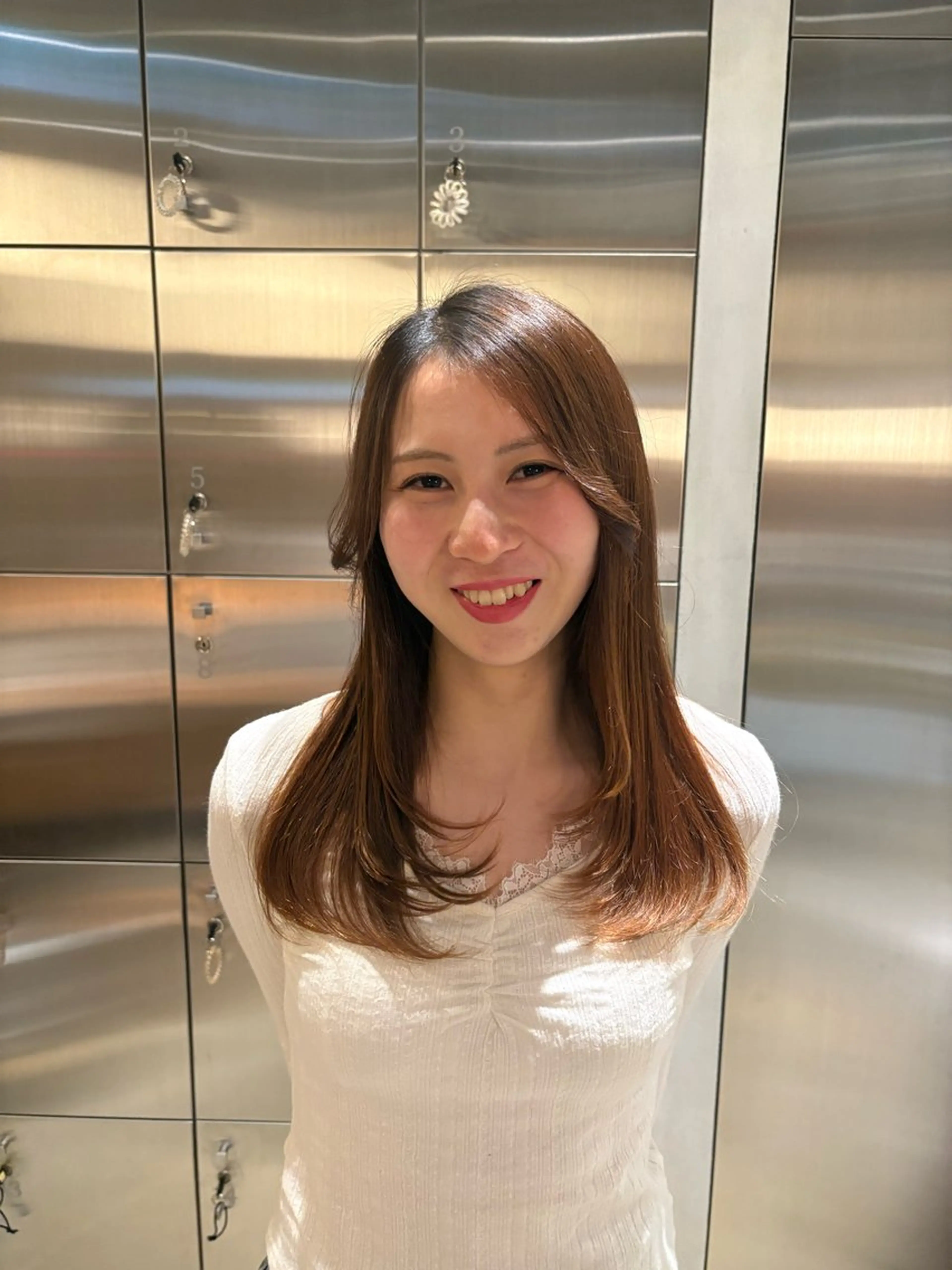 ロング レイヤーカット 樋口 花穂のヘアスタイル