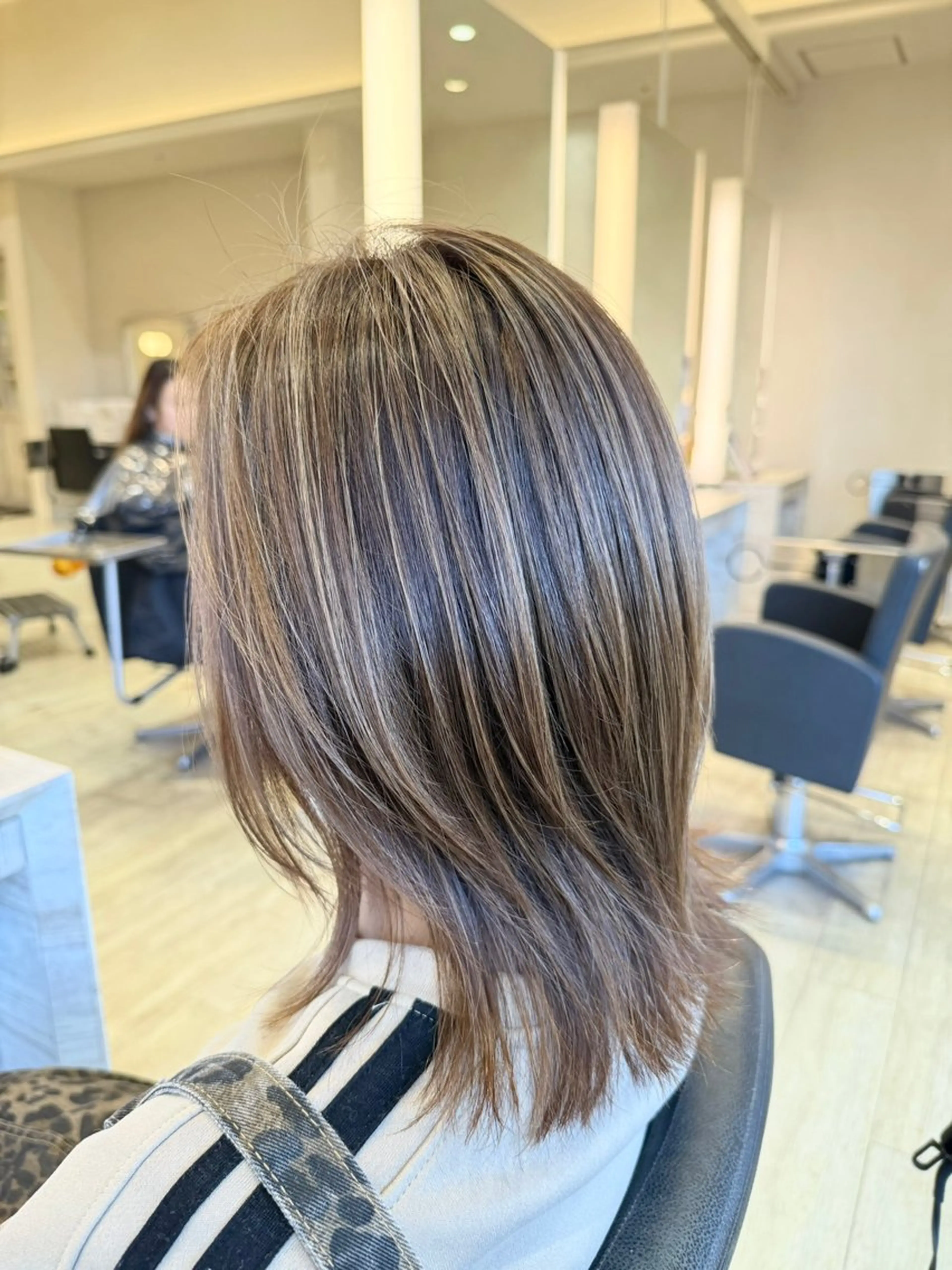 ミディアム ハイライト メンズパーマ 国安晃平のヘアスタイル