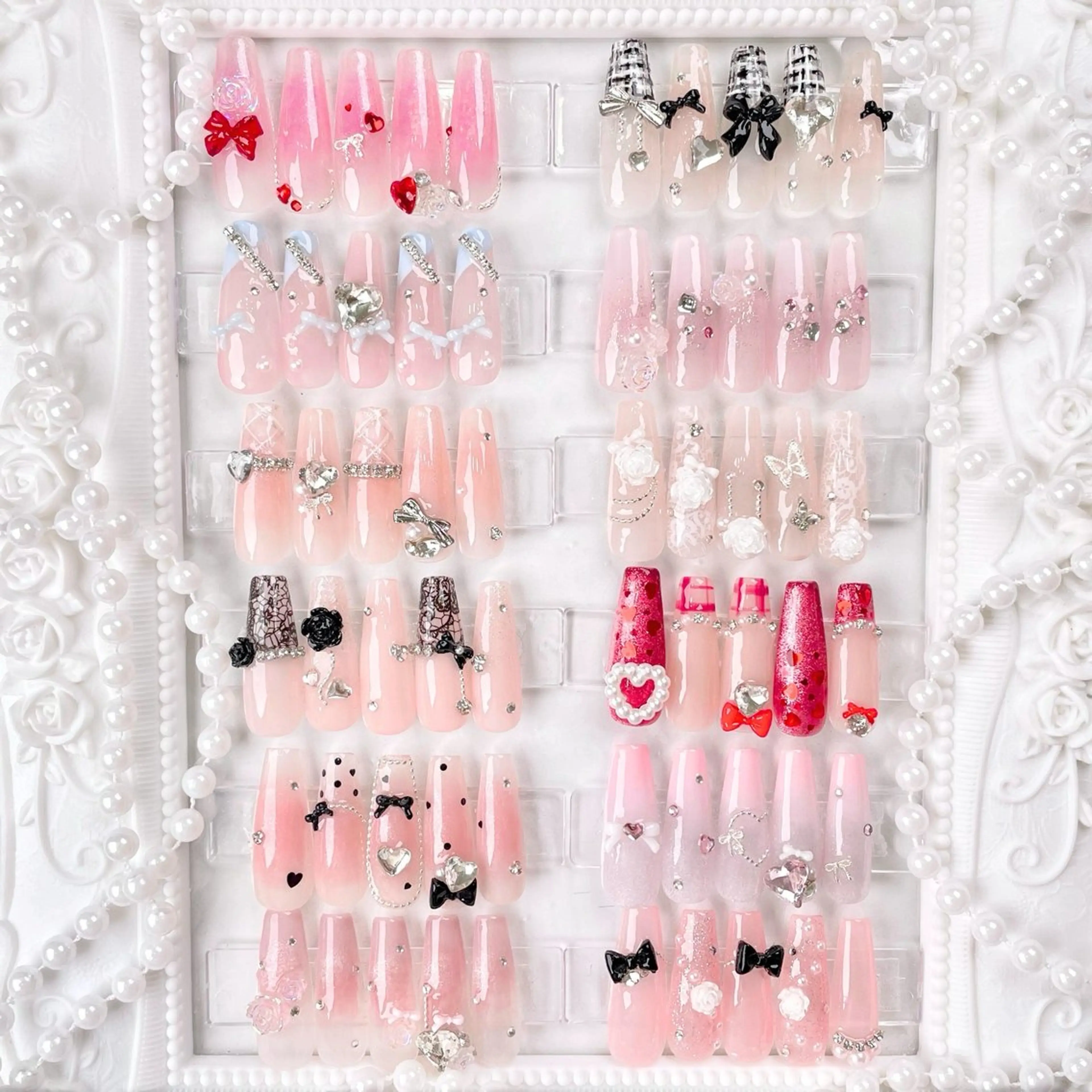 ネイル ハンドネイル TiTi pomme akaneのネイルデザイン