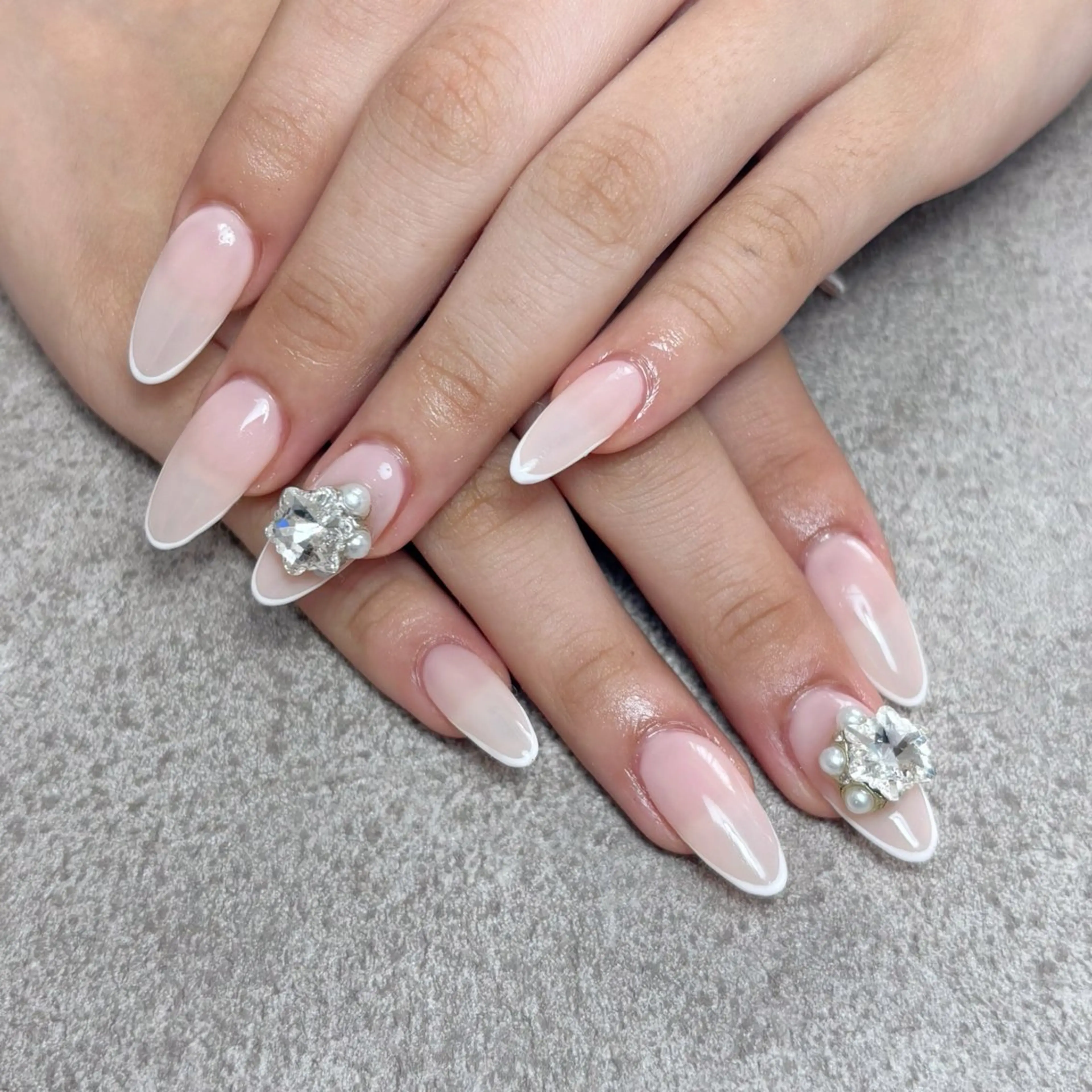 ネイル nailroom DIASOMNIAのネイルデザイン
