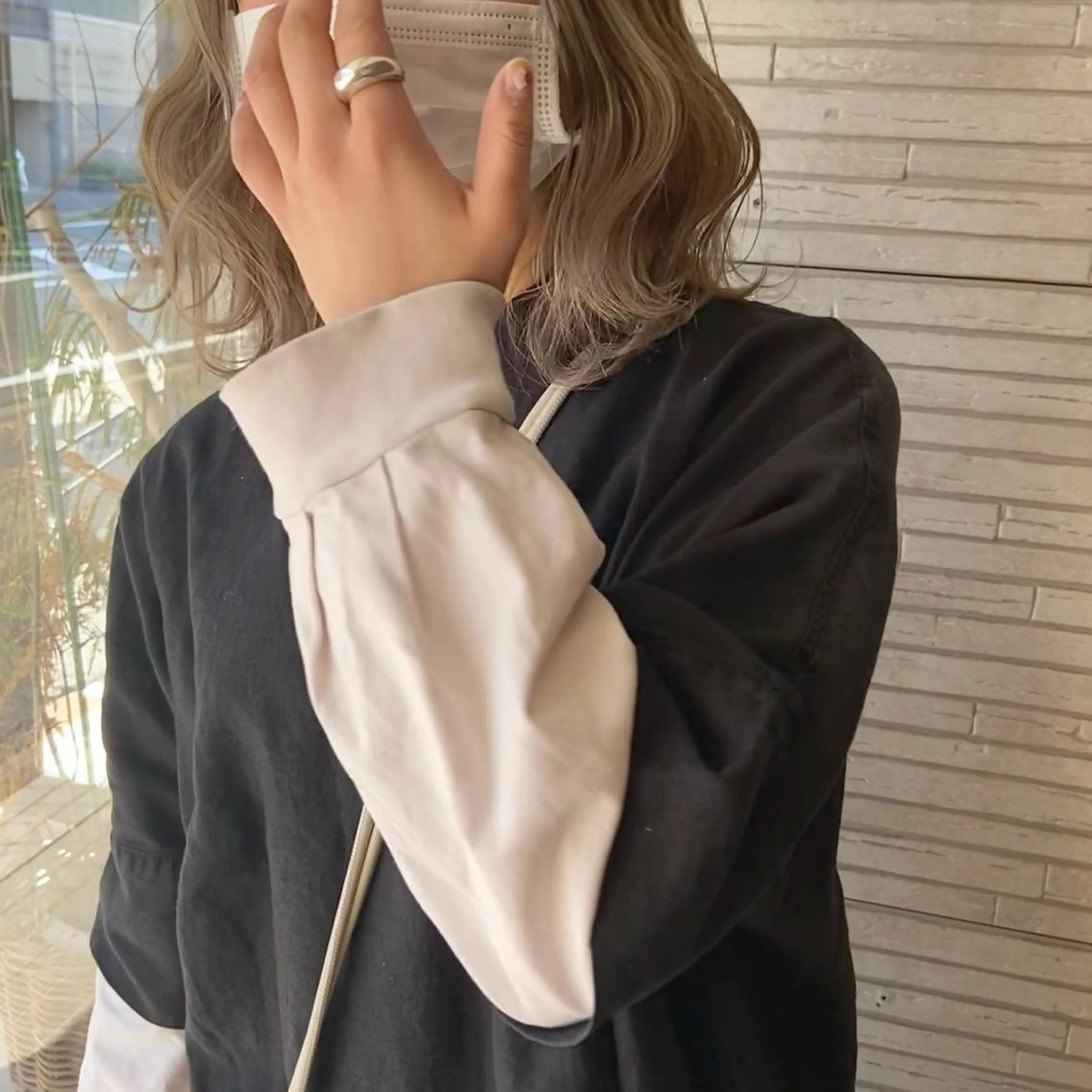 ミディアム 小玉 杏華のヘアスタイル