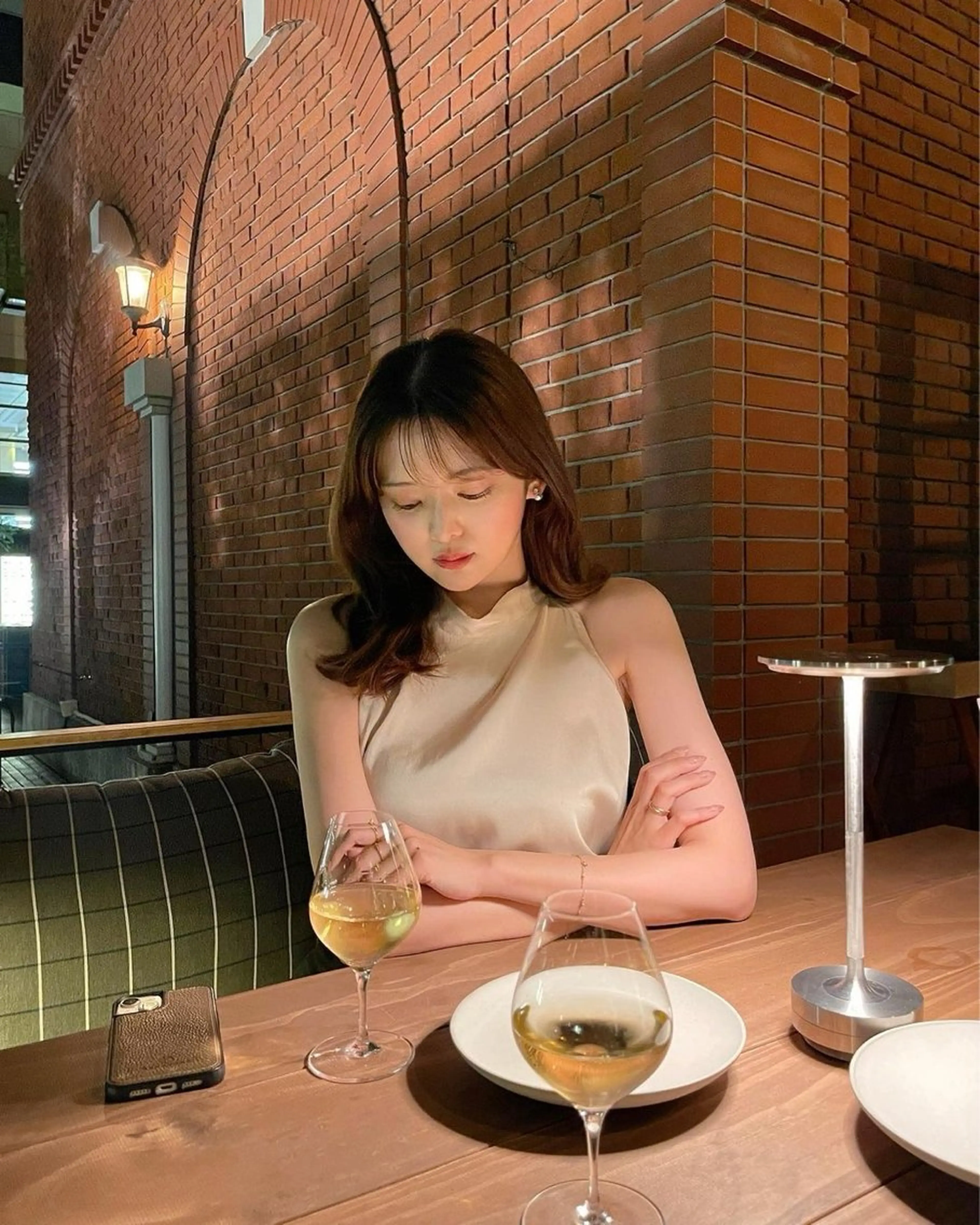 ロング カラー カット ヘアカラー トリートメント 莉乃/縮毛矯正/髪質 改善/艶カラーのヘアスタイル