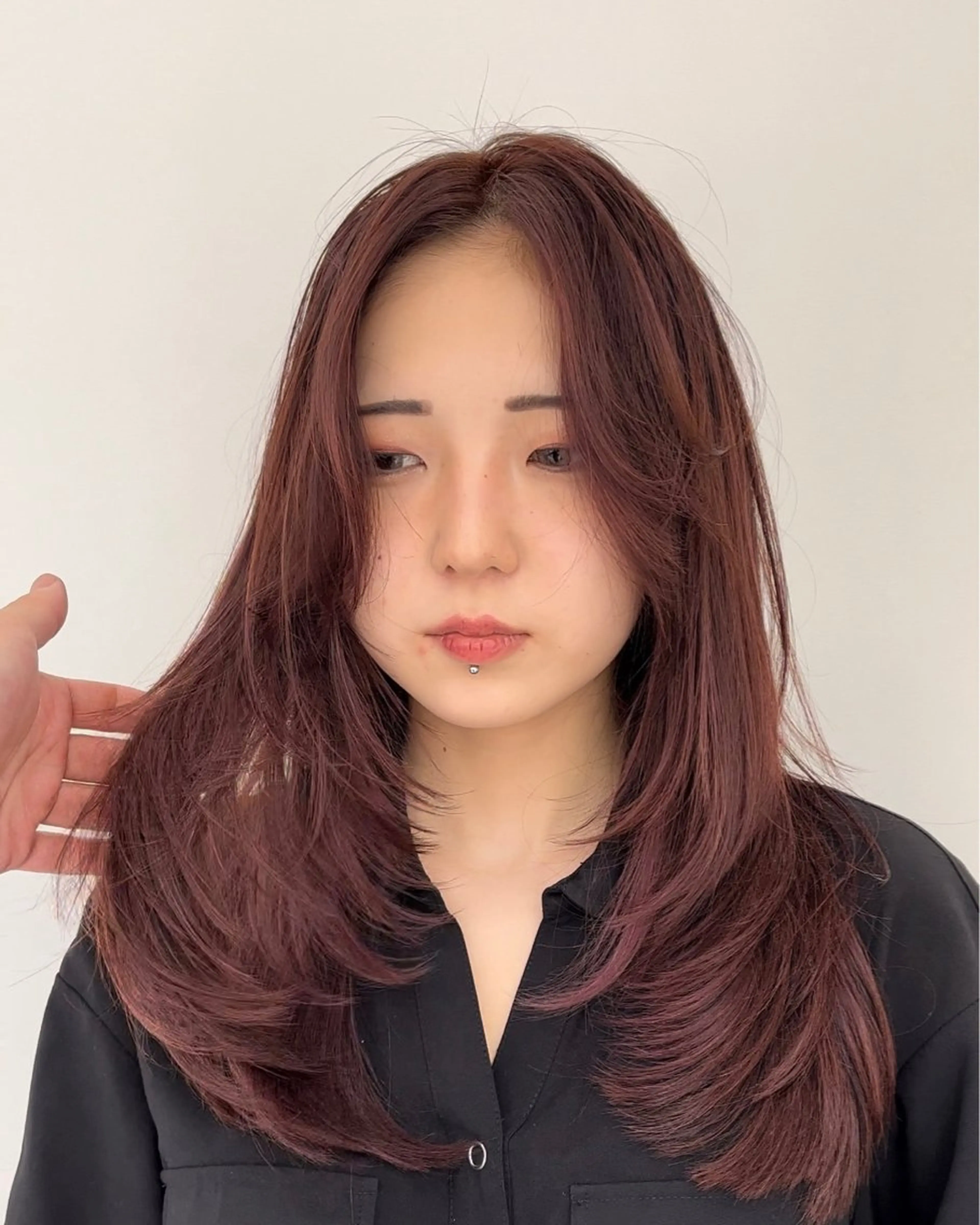 セミロング カラー 顔周りカット ハイレイヤー レイヤーカット カット ヘアカラー トリートメント ミタニ/髪質改善 /レイヤーカットのヘアスタイル