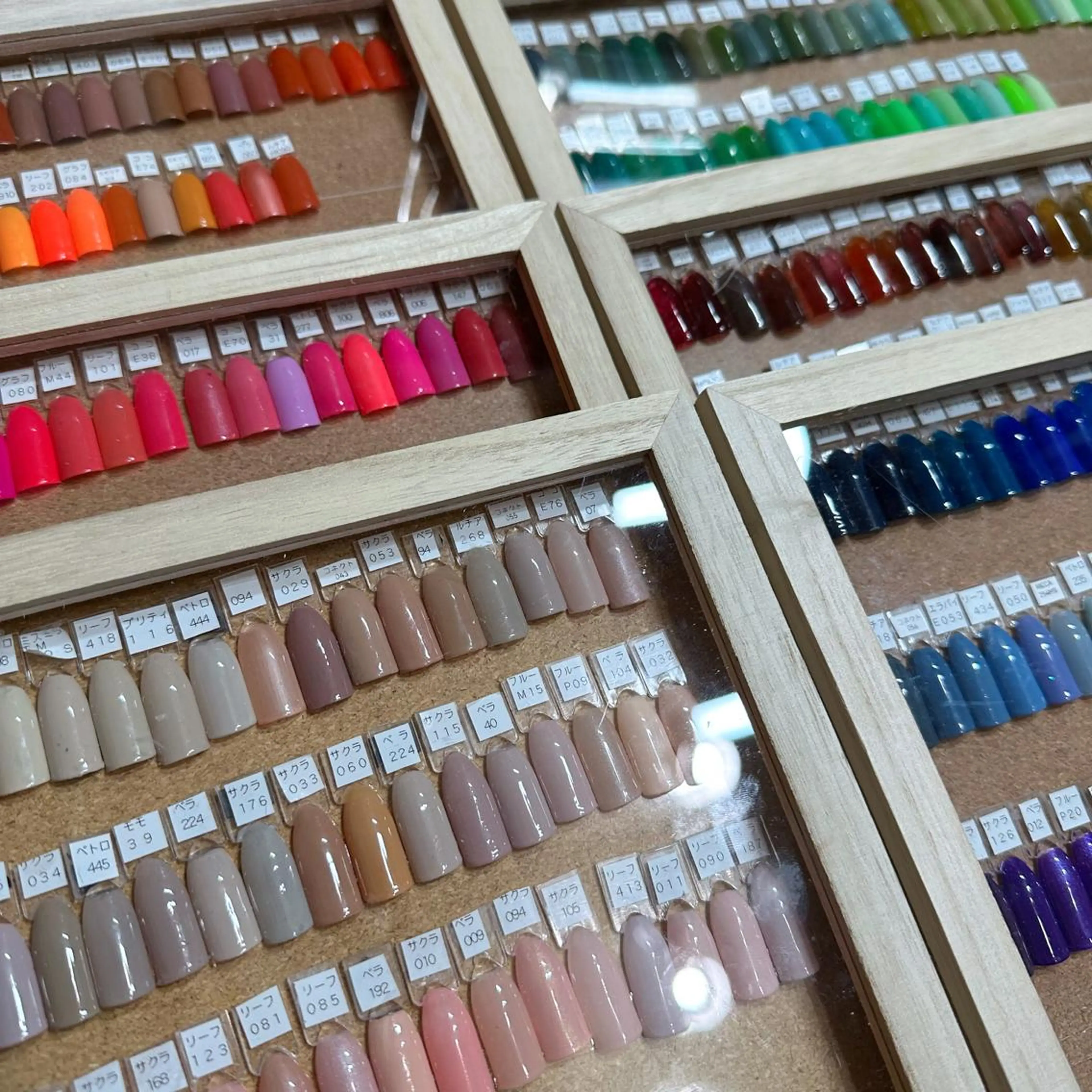 ネイル ジェルネイル nail&eye pang hinaのネイルデザイン