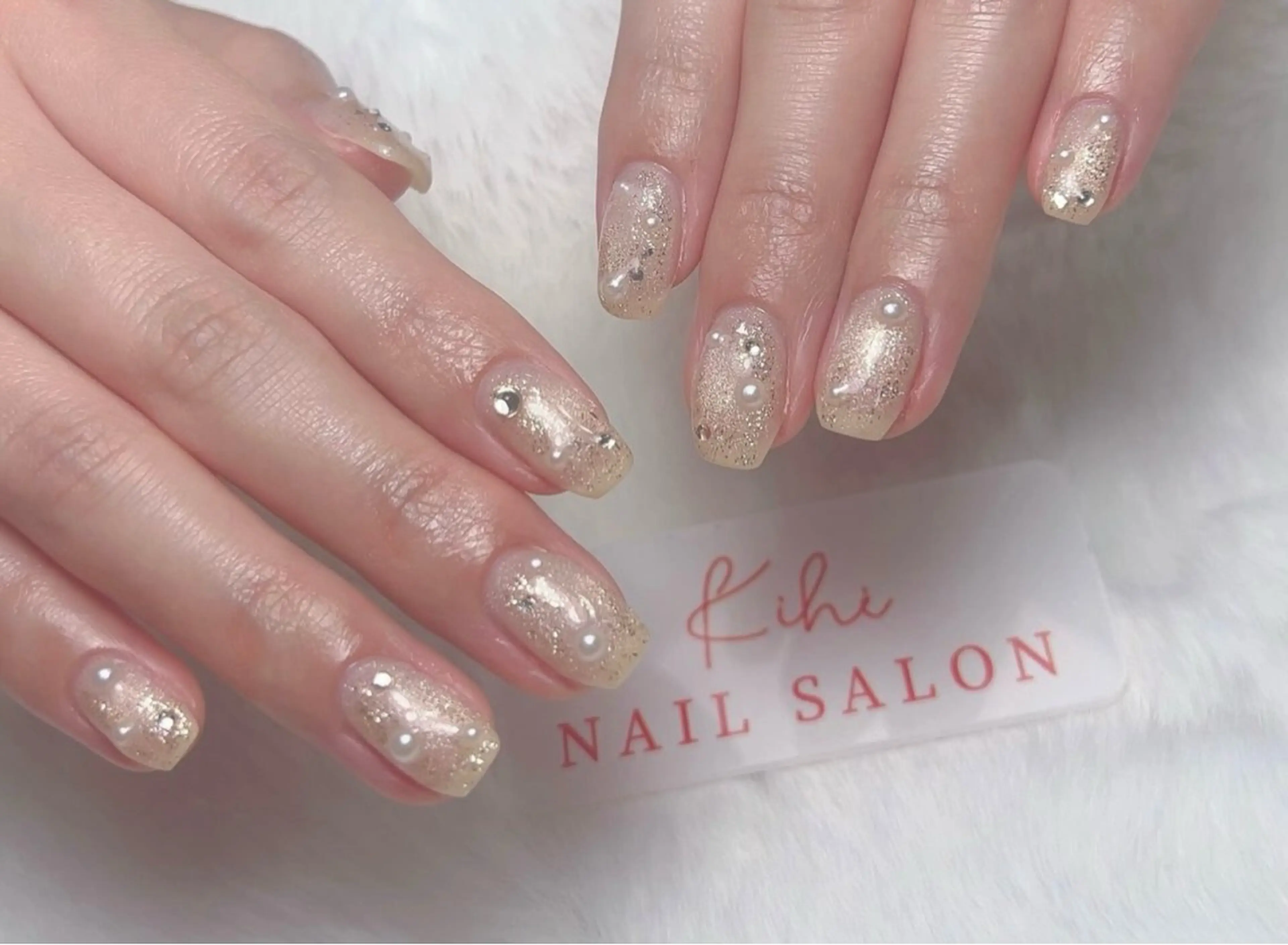 ネイル フレンチネイル グラデーション キラキラネイル 韓国ネイル マグネットネイル ハンドネイル 清水 ユナのネイルデザイン