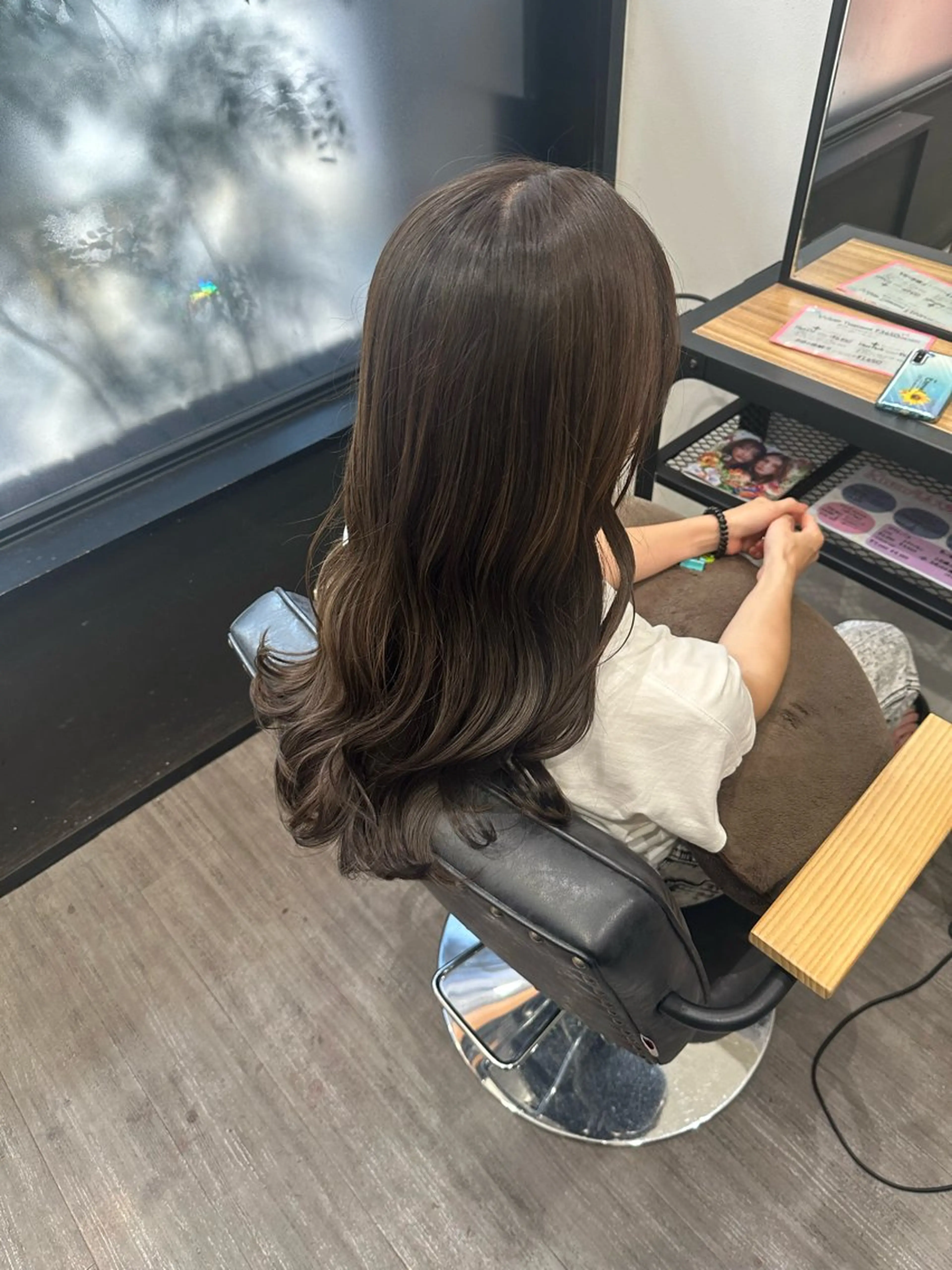 セミロング カラー アッシュ オリーブアッシュ カット ヘアカラー トリートメント 艶髪レイヤー上田 紗也🇰🇷💗のヘアスタイル