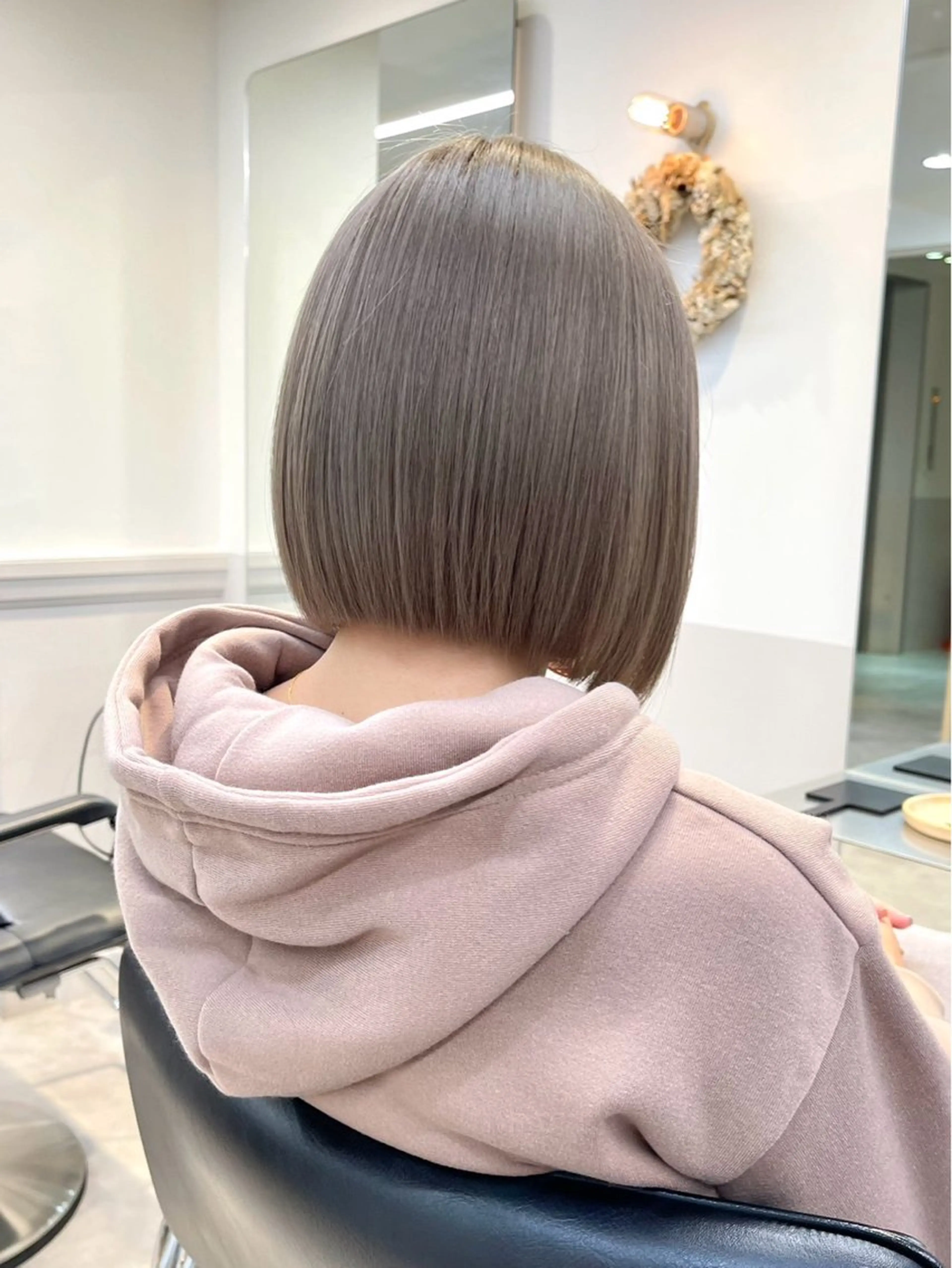 カラー ボブカット/ 尾崎龍聖のヘアスタイル