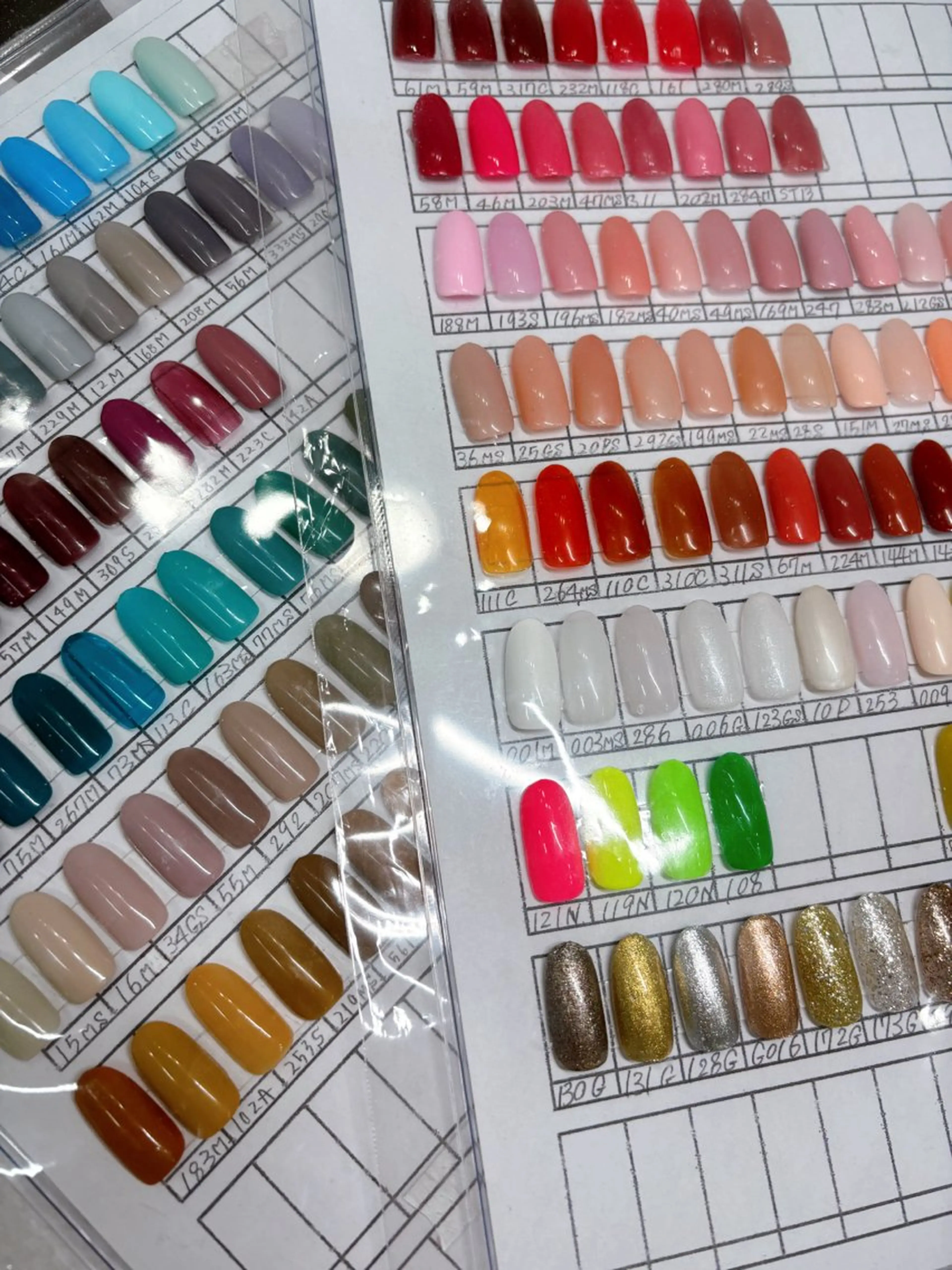 🌈FOOTワンカラーまたはマグネット￥4500★オフなしの写真