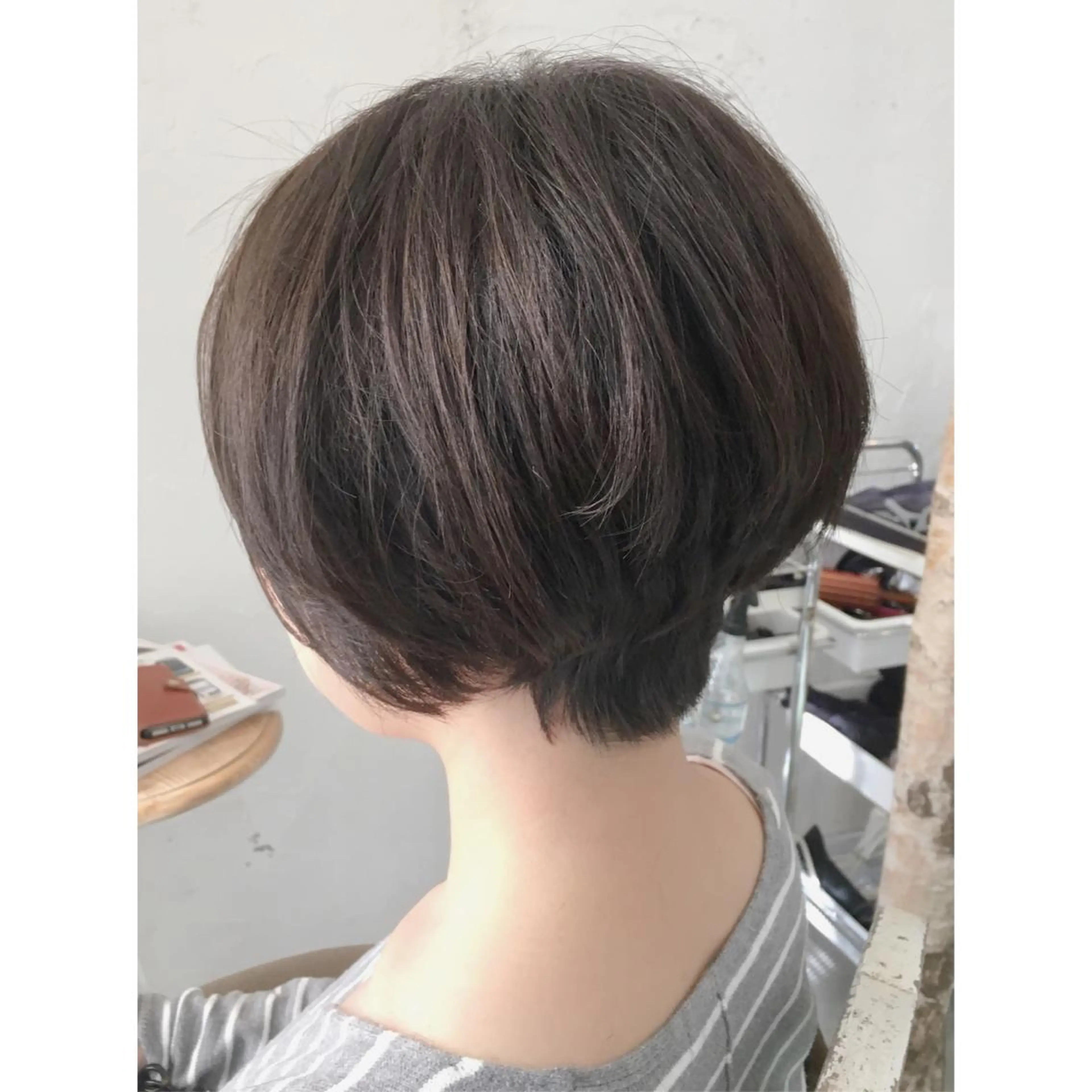 ショート カラー パーマ ショートヘア fio マナミのヘアスタイル