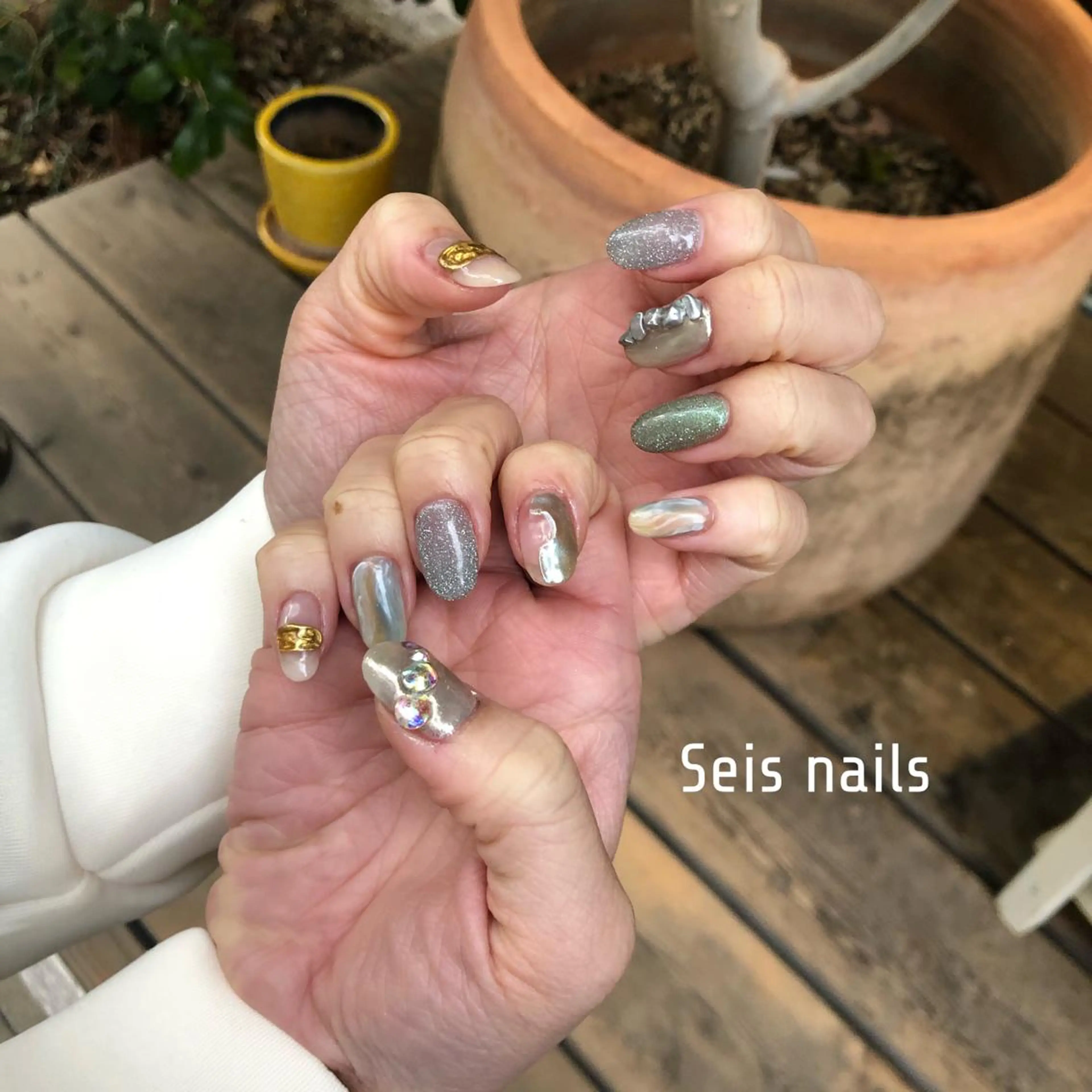 ネイル Seis Shihoのネイルデザイン