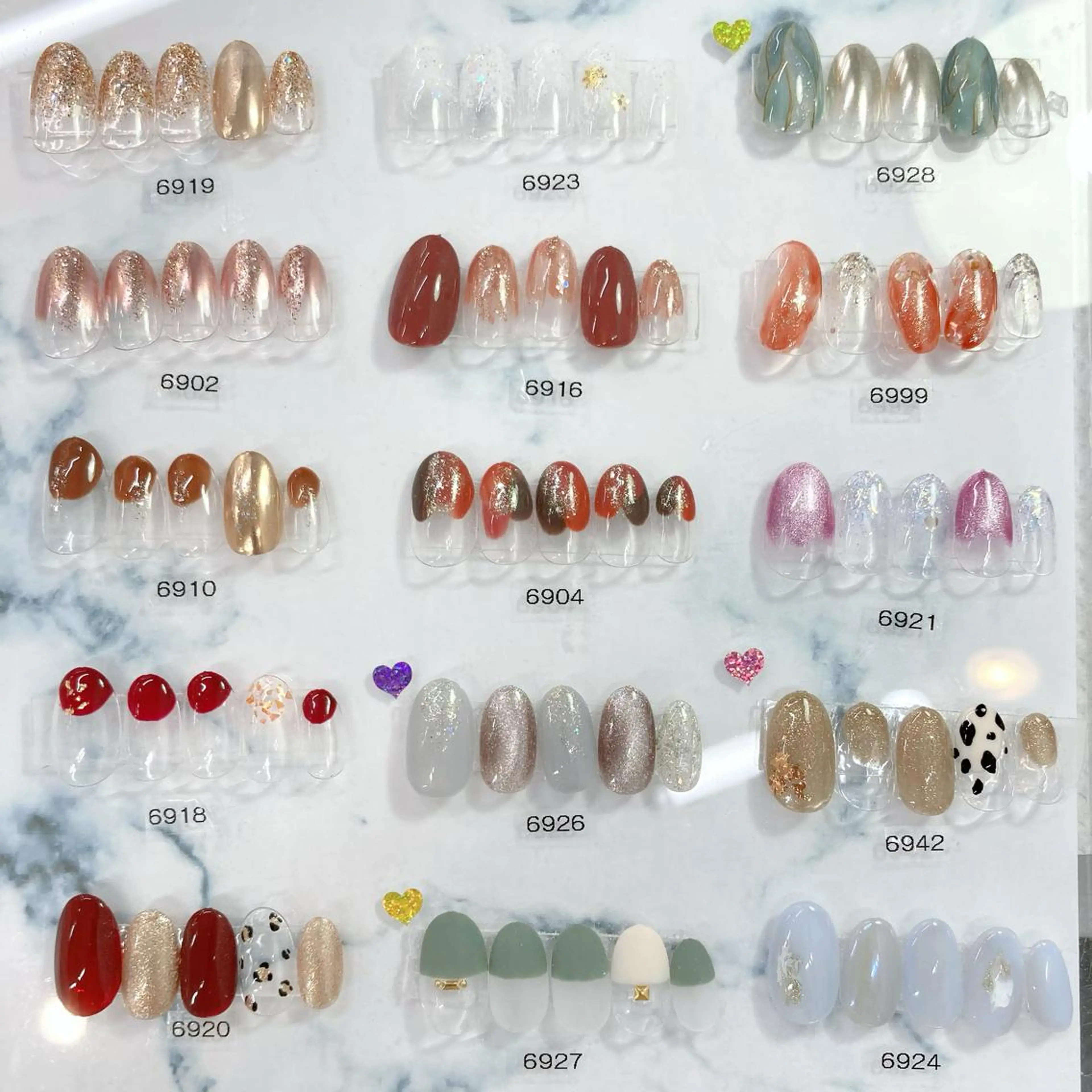 ネイル KODA308 Saoriのネイルデザイン