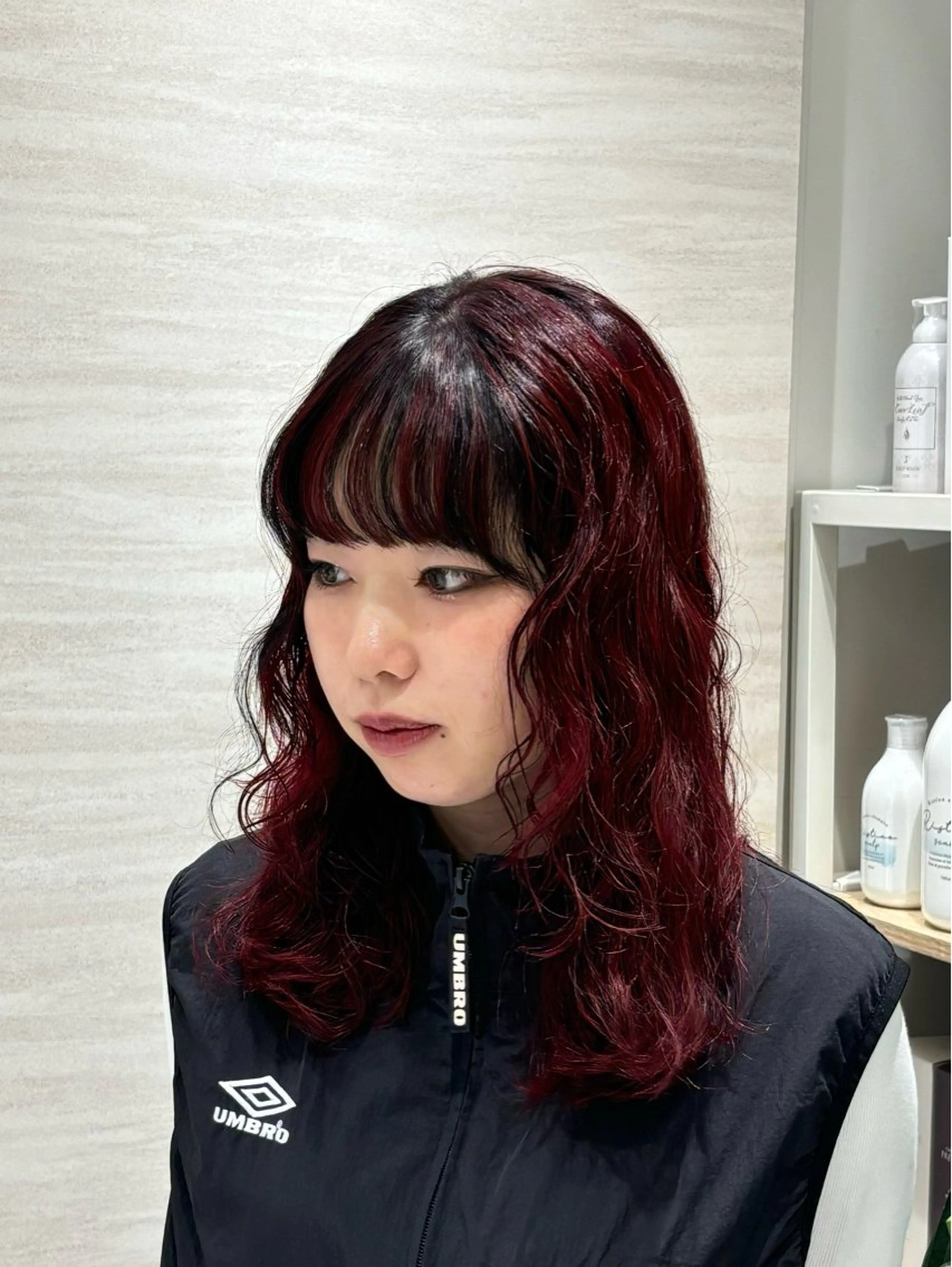 カラー レッドカラー Ｆ.まひろ🎀 暖色カラー／ベージュのヘアスタイル