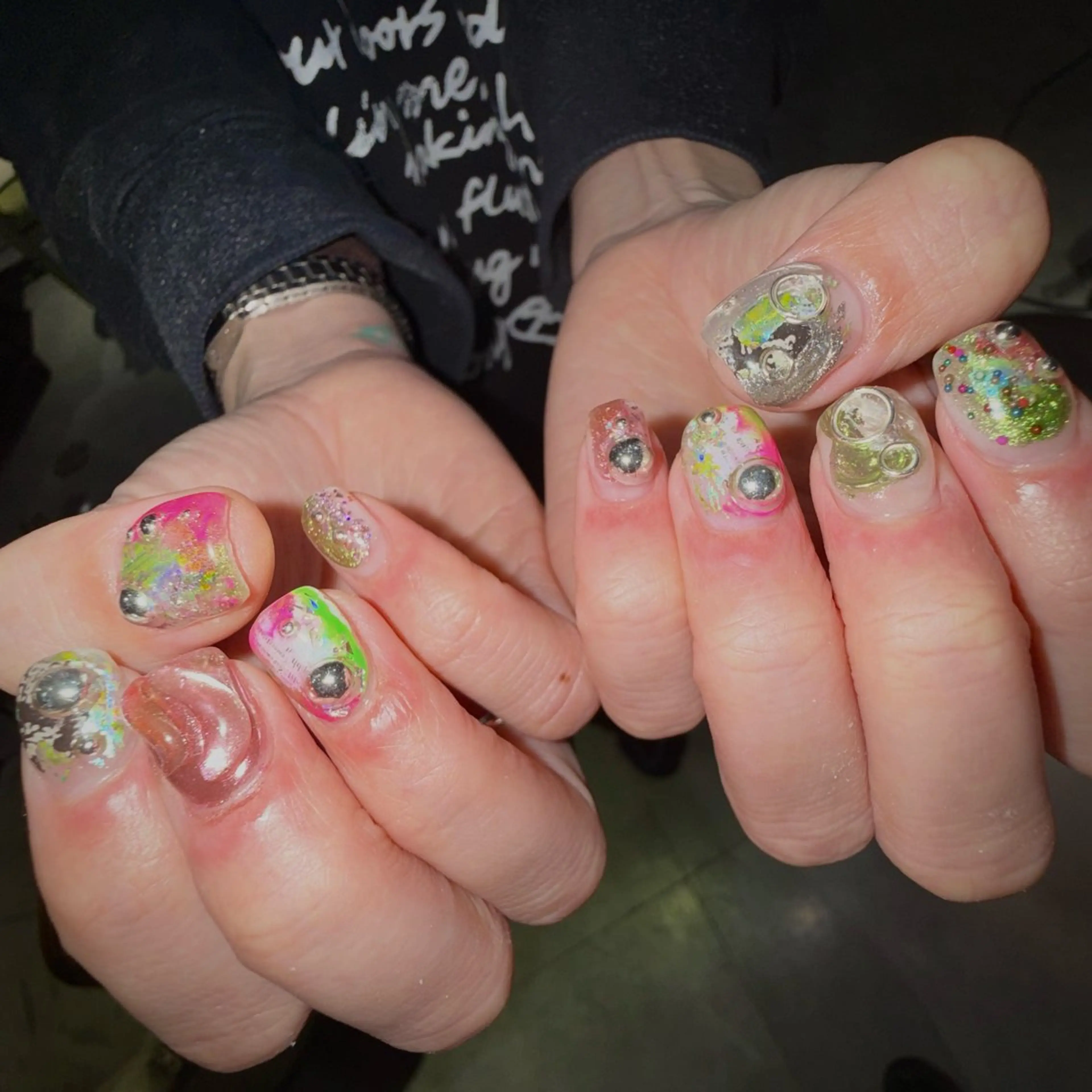 ネイル ハンドネイル フットネイル 𝙃𝙖𝙧𝙪⋆ ˚꩜｡個性派のネイルデザイン