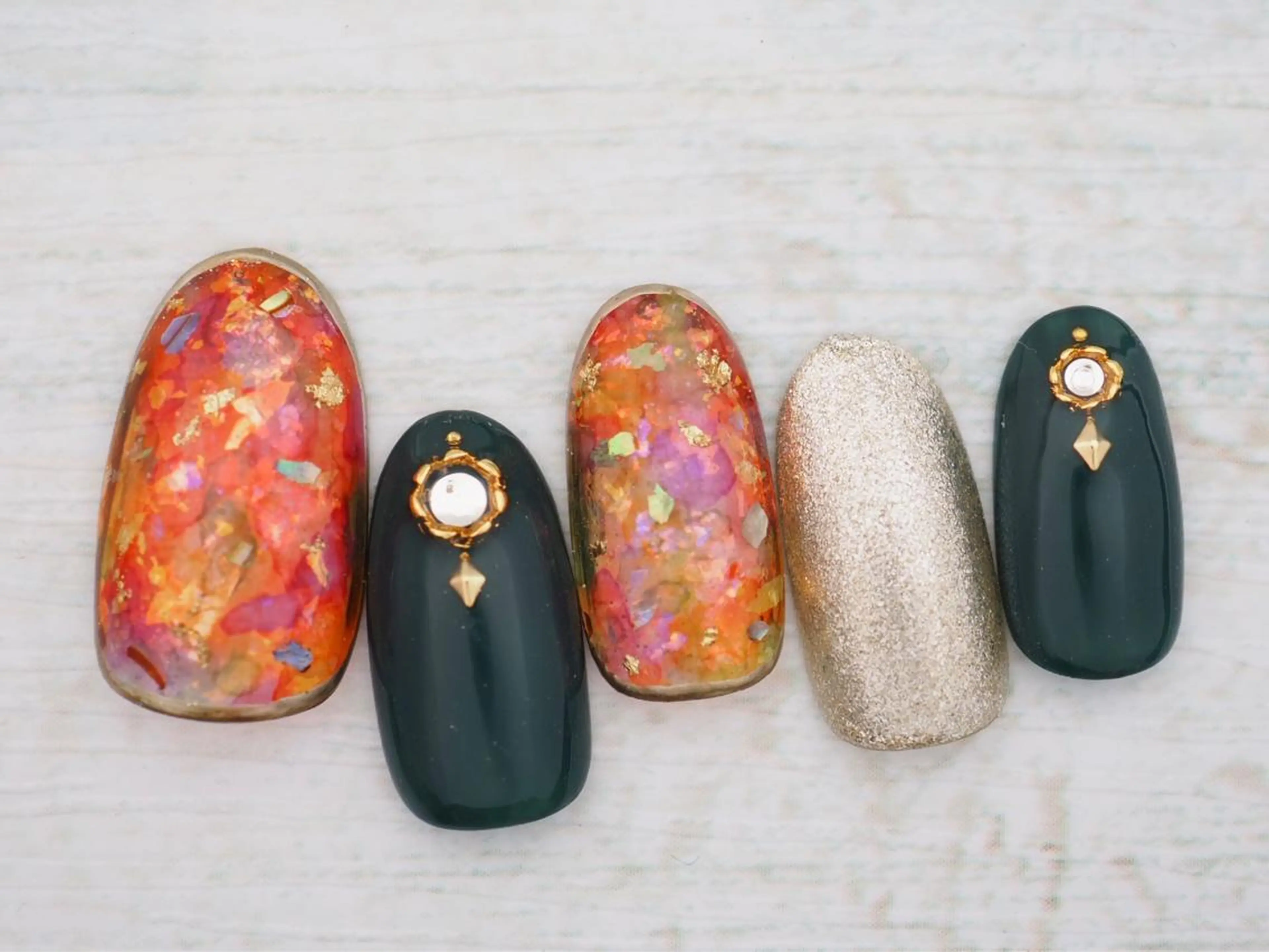 ネイル トップネイリスト Ribbon立川店のネイルデザイン