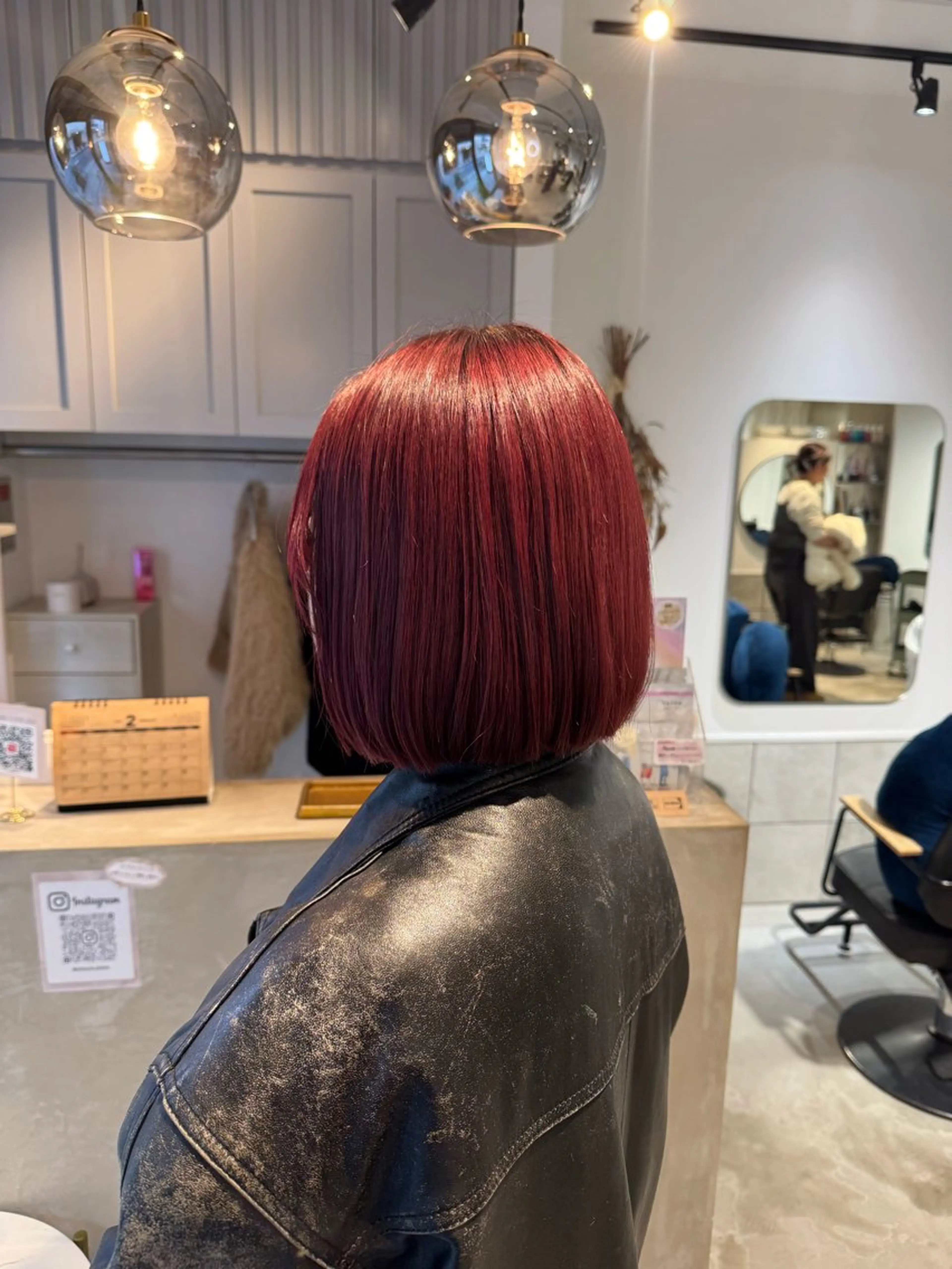 ショート ヘアカラー わださこ ひなこのヘアスタイル