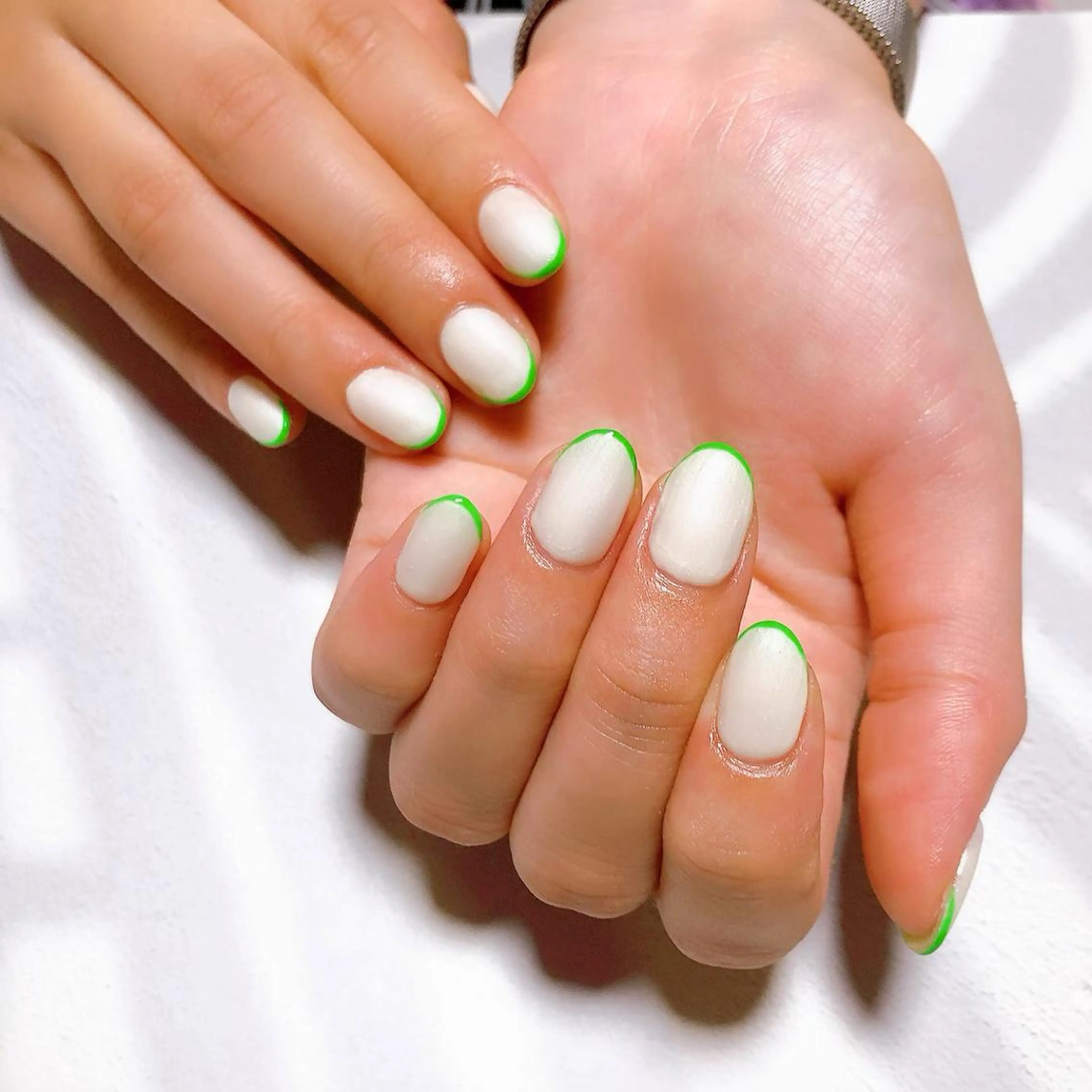 ネイル アートネイル ジェルネイル キラキラネイル オフィスネイル ショートネイル ♾nail 恵美のマツエク・マツパデザイン