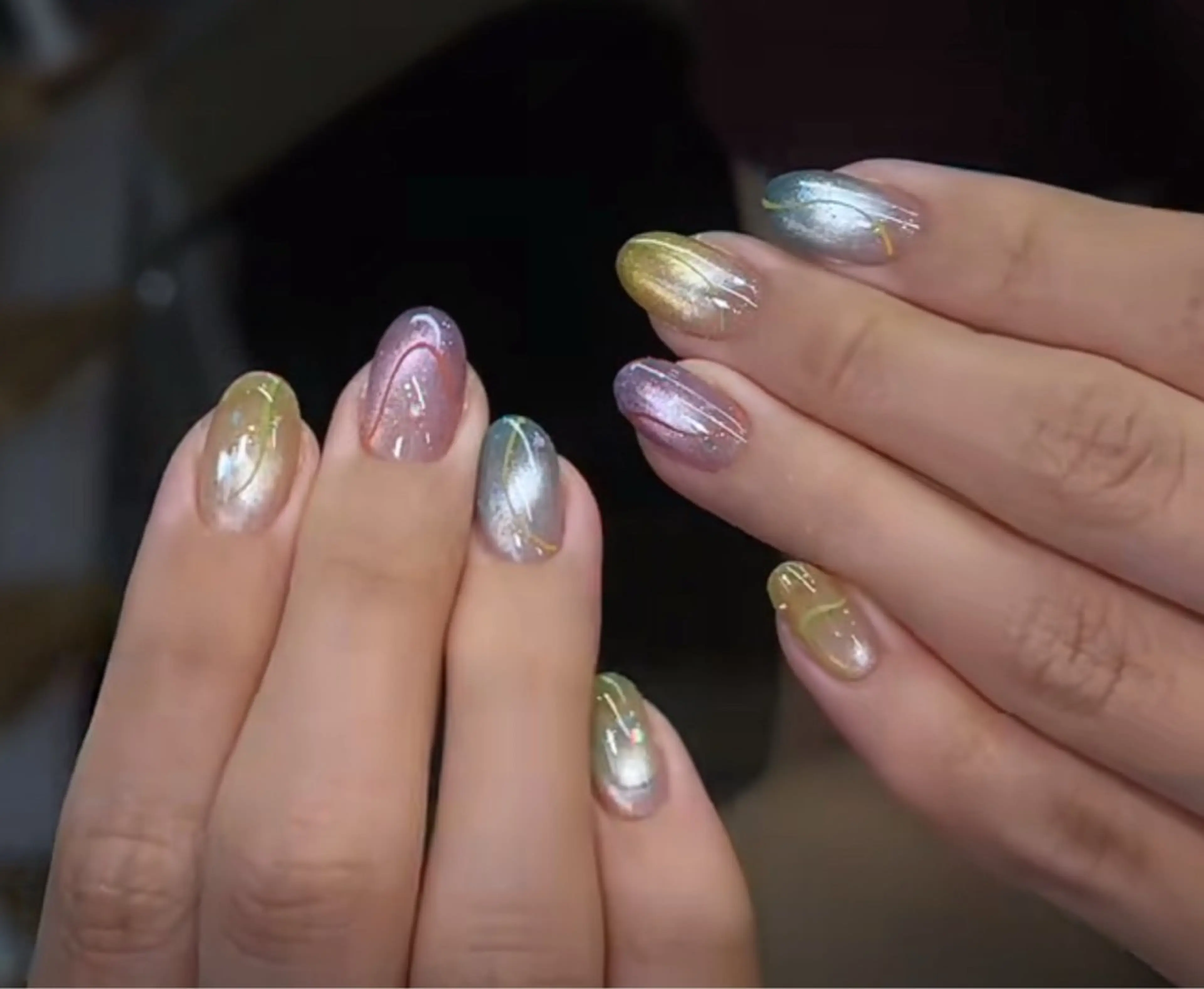 ネイル ハンドネイル AngelChris ビューティーサロンのネイルデザイン