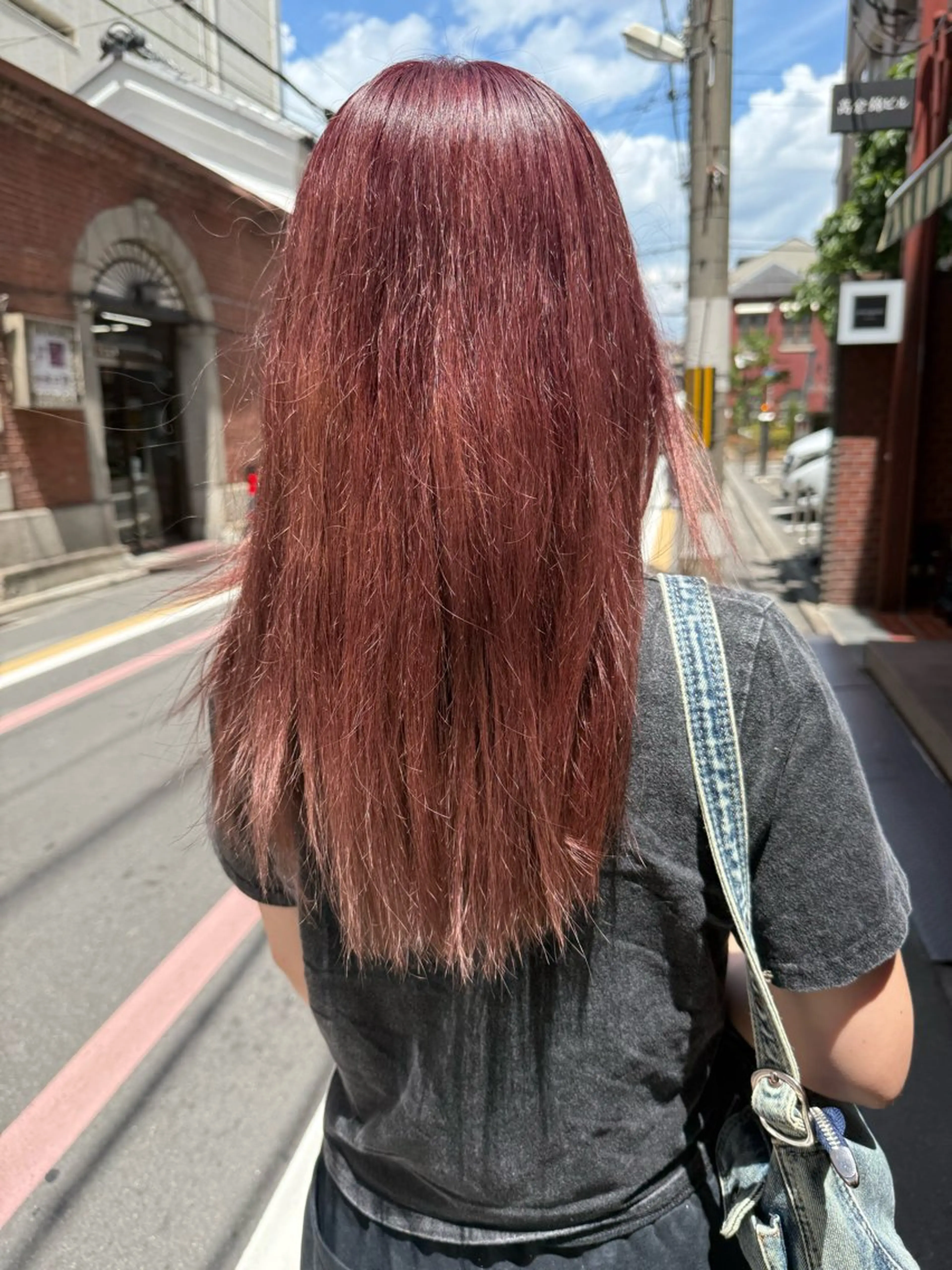 カラー ブリーチ レッドカラー OXCREATION Hinaのヘアスタイル