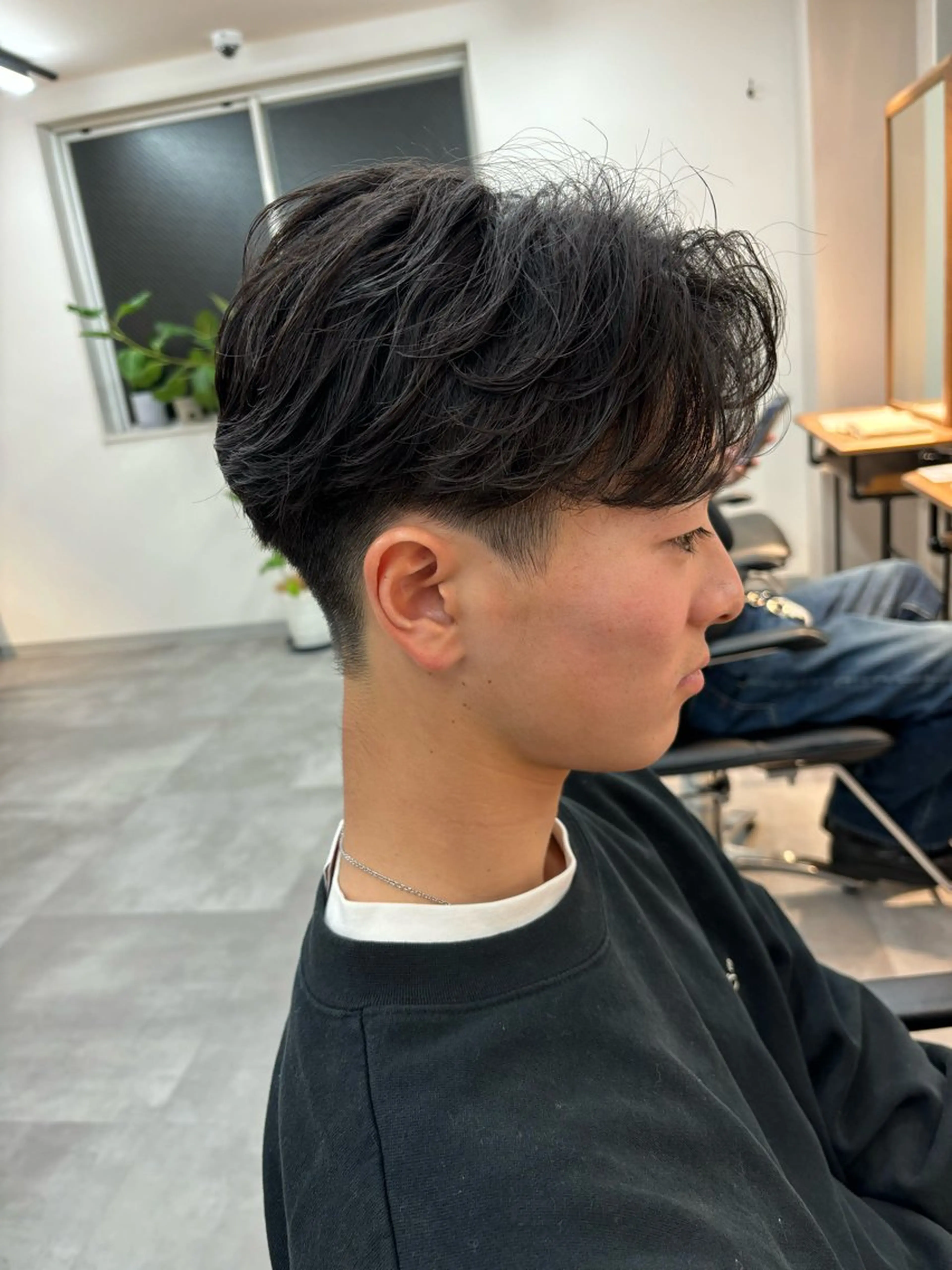メンズ カット パーマ フェザーパーマ/韓国 /メンズカット/保立のヘアスタイル