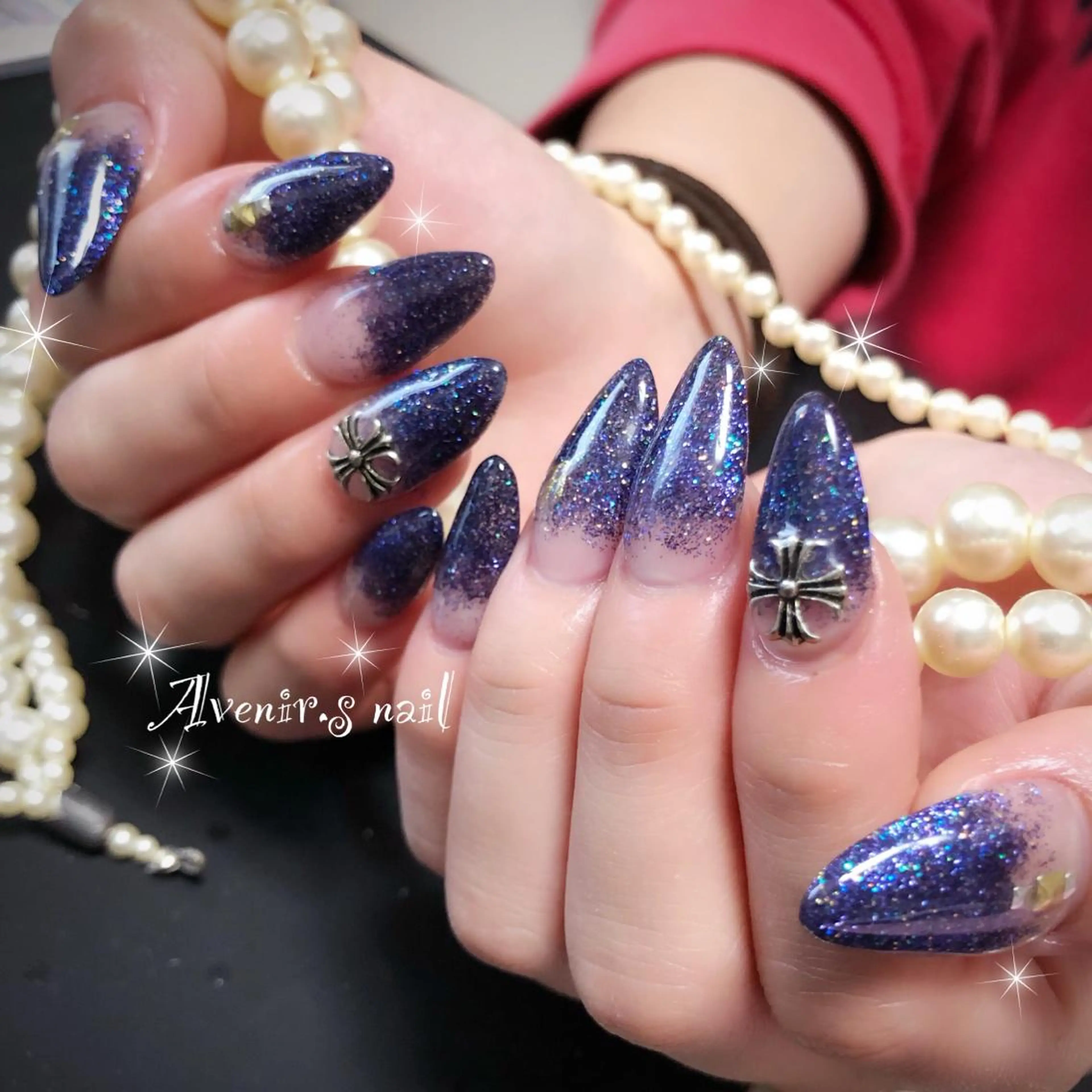 ネイル グラデーション ラメ(グリッター) ラメグラデーション Home Salon Avenir.のネイルデザイン