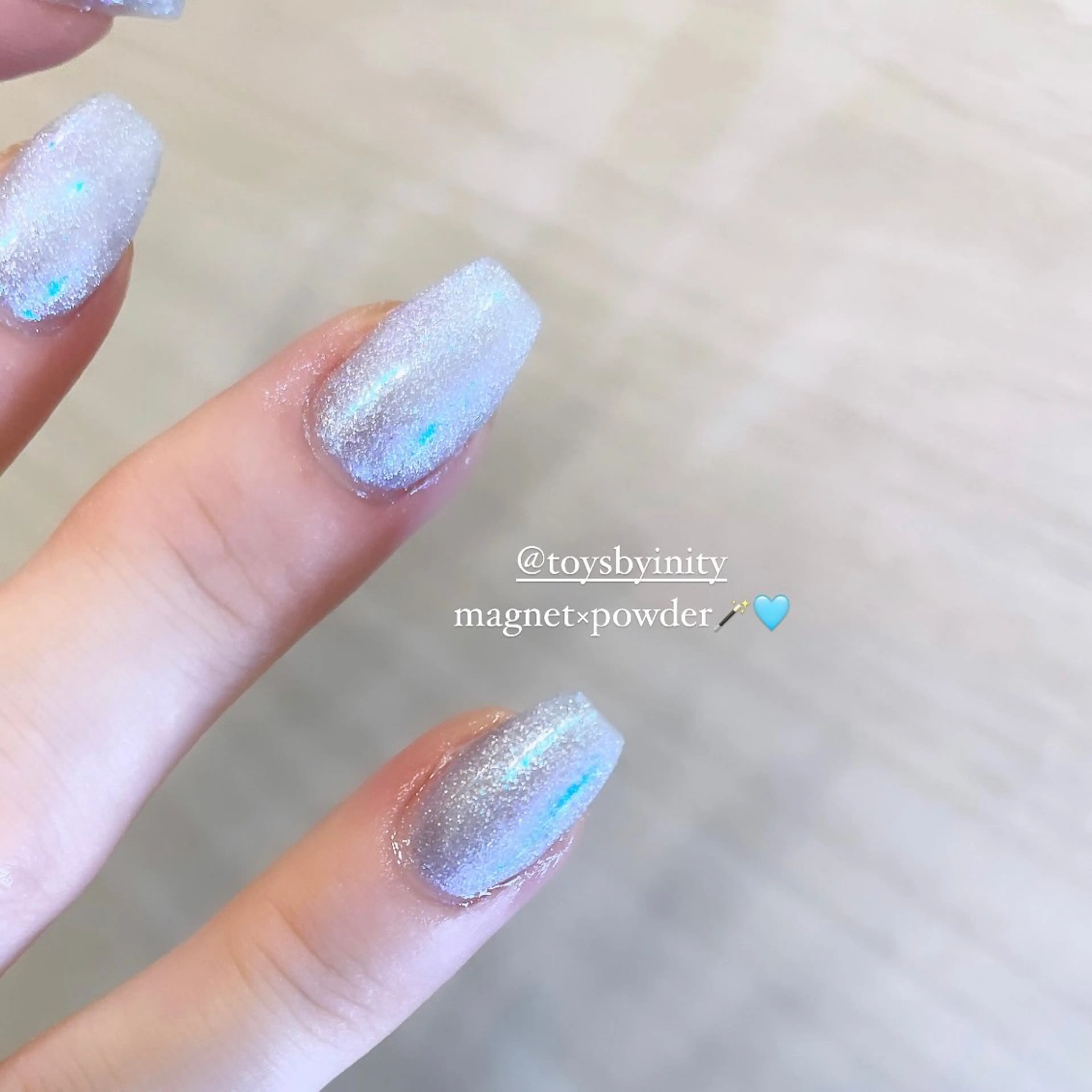 ネイル オーロラネイル Nail Salon Gummi.のネイルデザイン