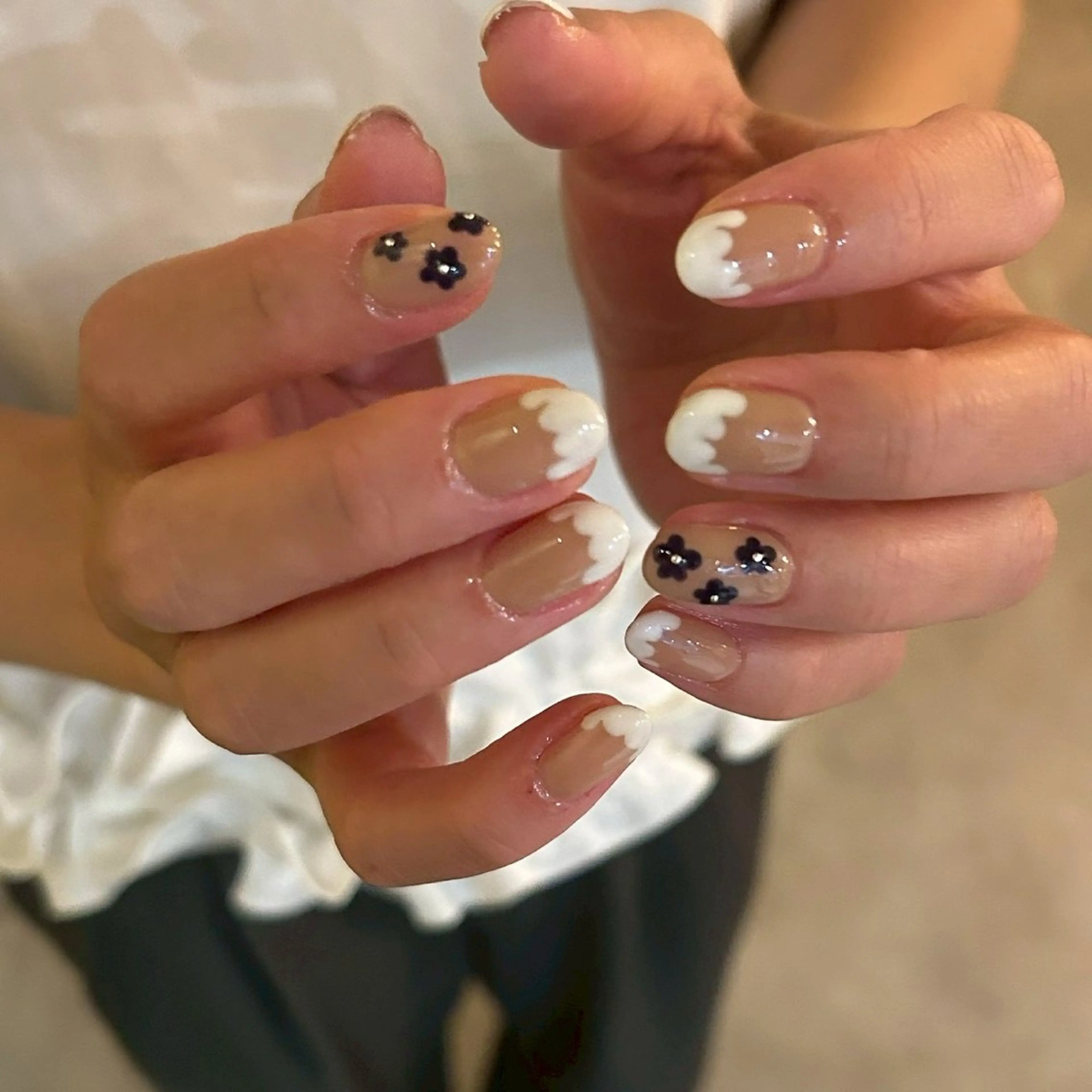 ネイル フレンチネイル ホワイト RE NAのネイルデザイン