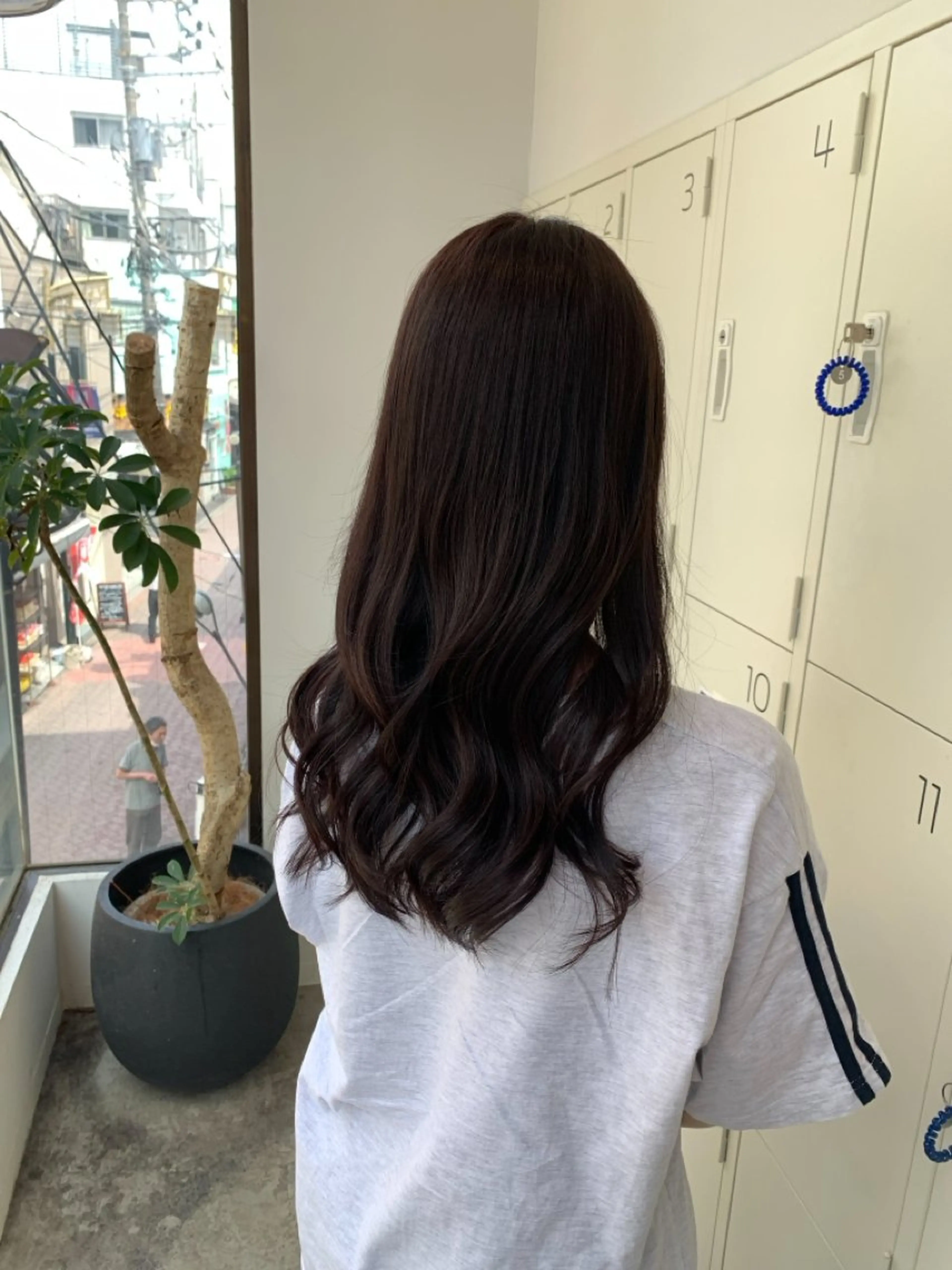 ロング カラー 辻岡 悠稀のヘアスタイル
