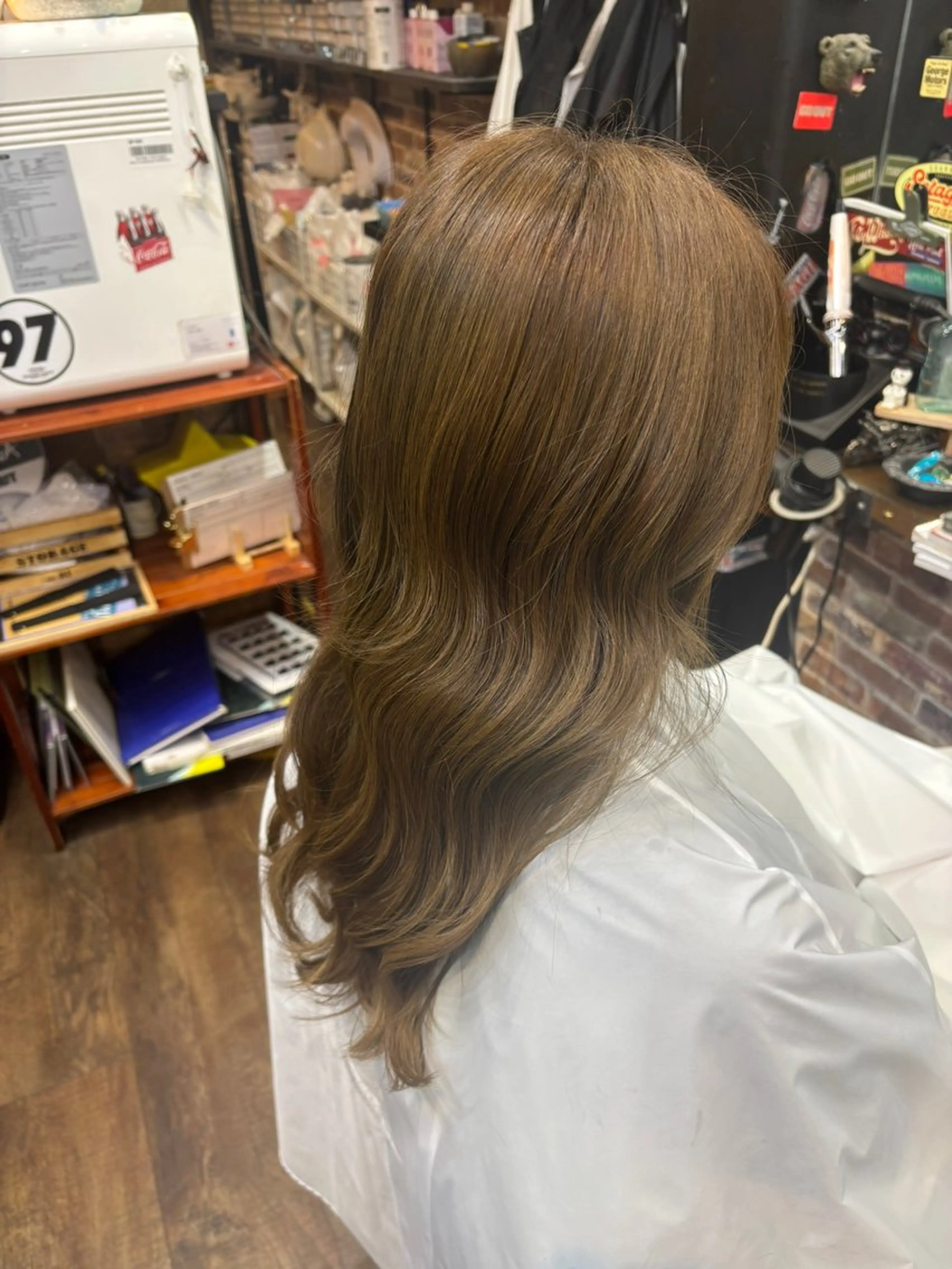 ロング 福田 有紗のヘアスタイル