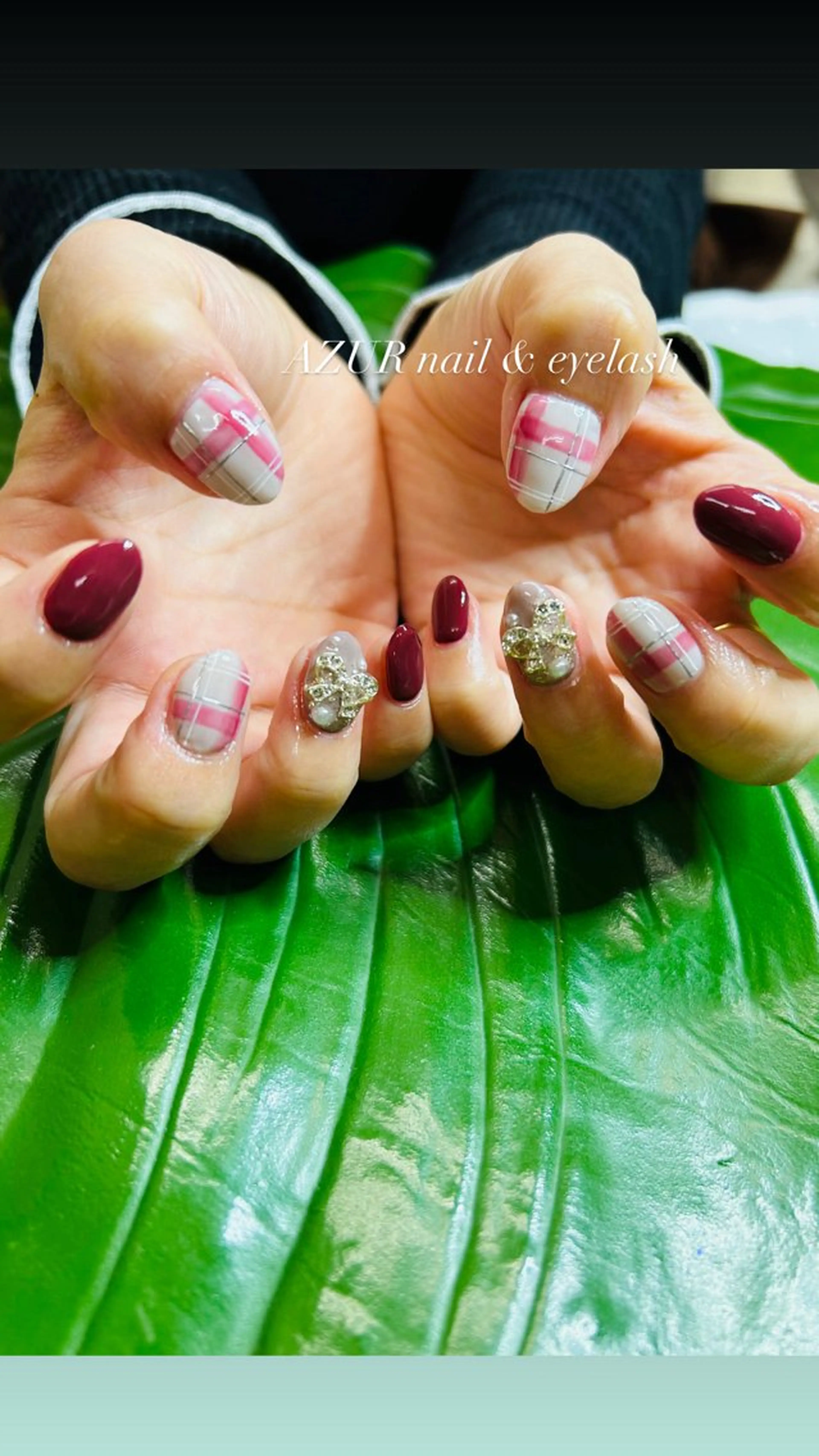ネイル AZUR N&eyelashのネイルデザイン