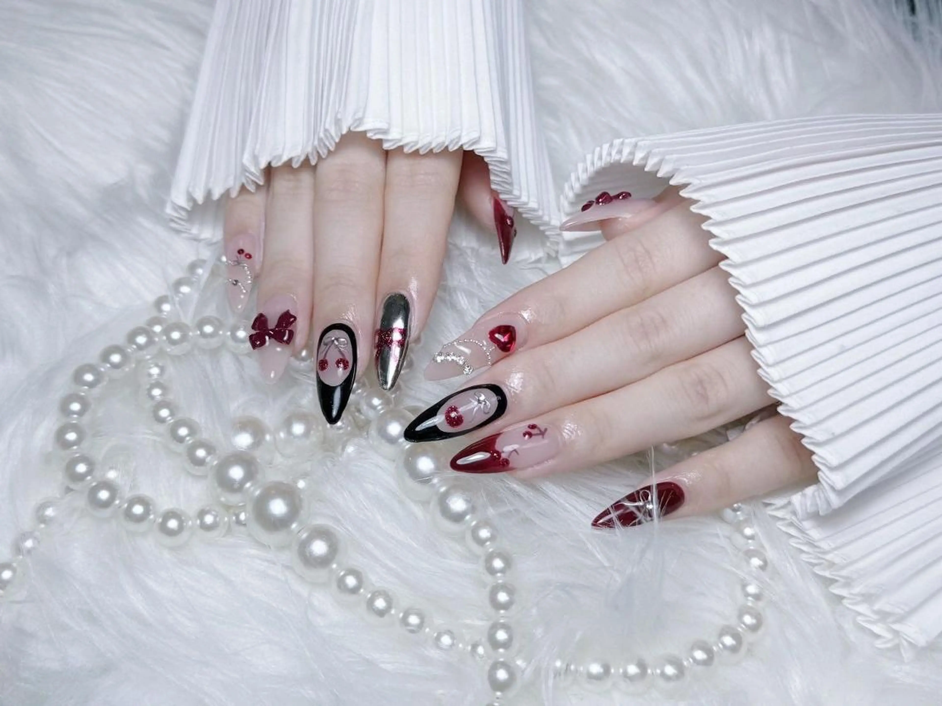 ネイル RAFFINE 月🦋🩵のネイルデザイン